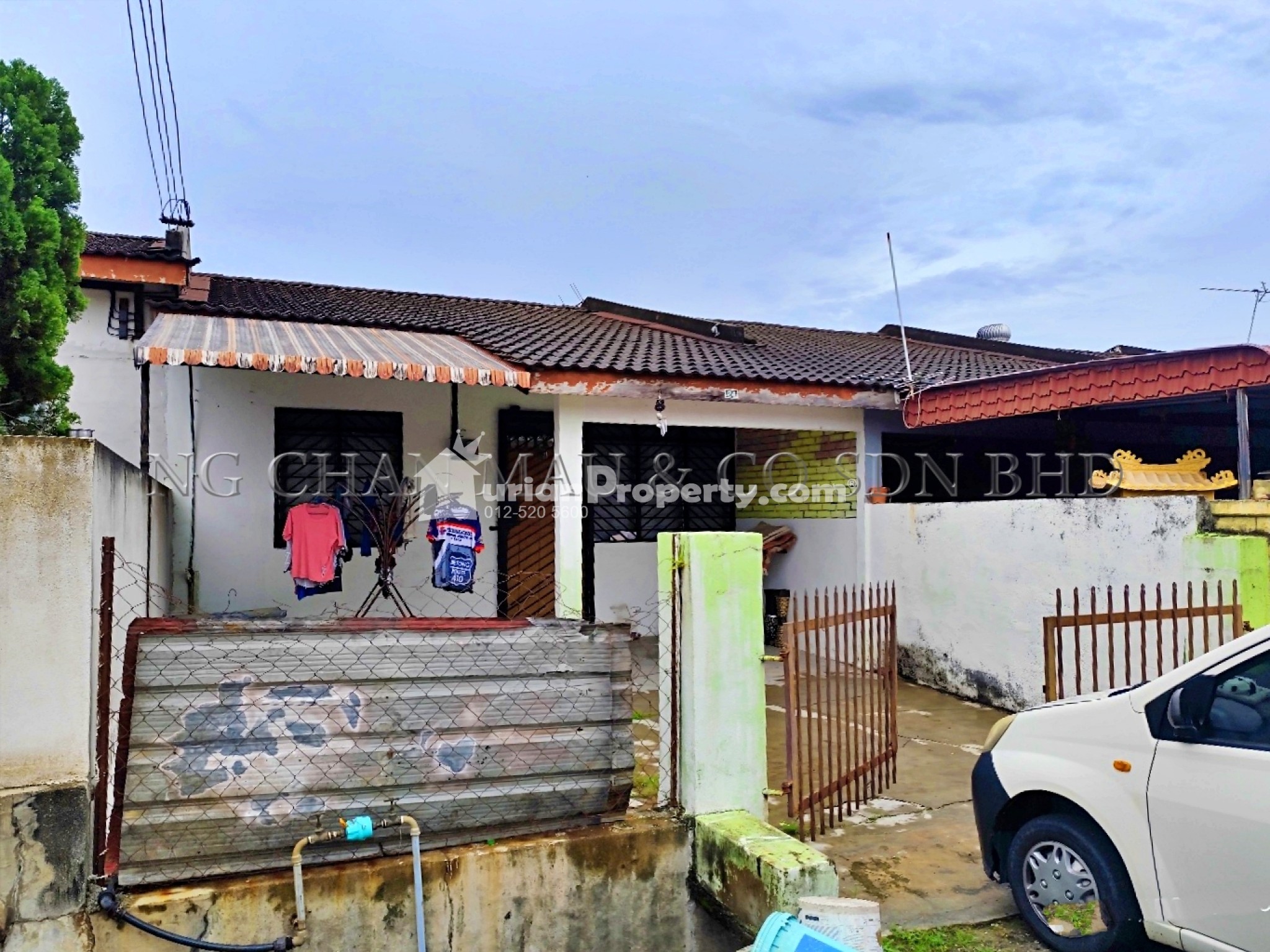 Terrace House For Auction at Batu Gajah