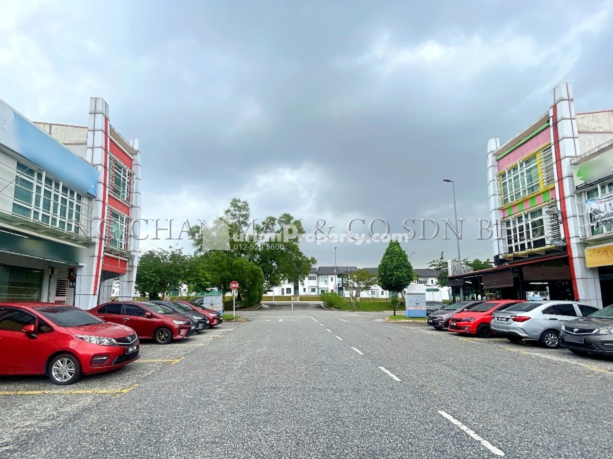 Terrace House For Auction at Cahaya Alam