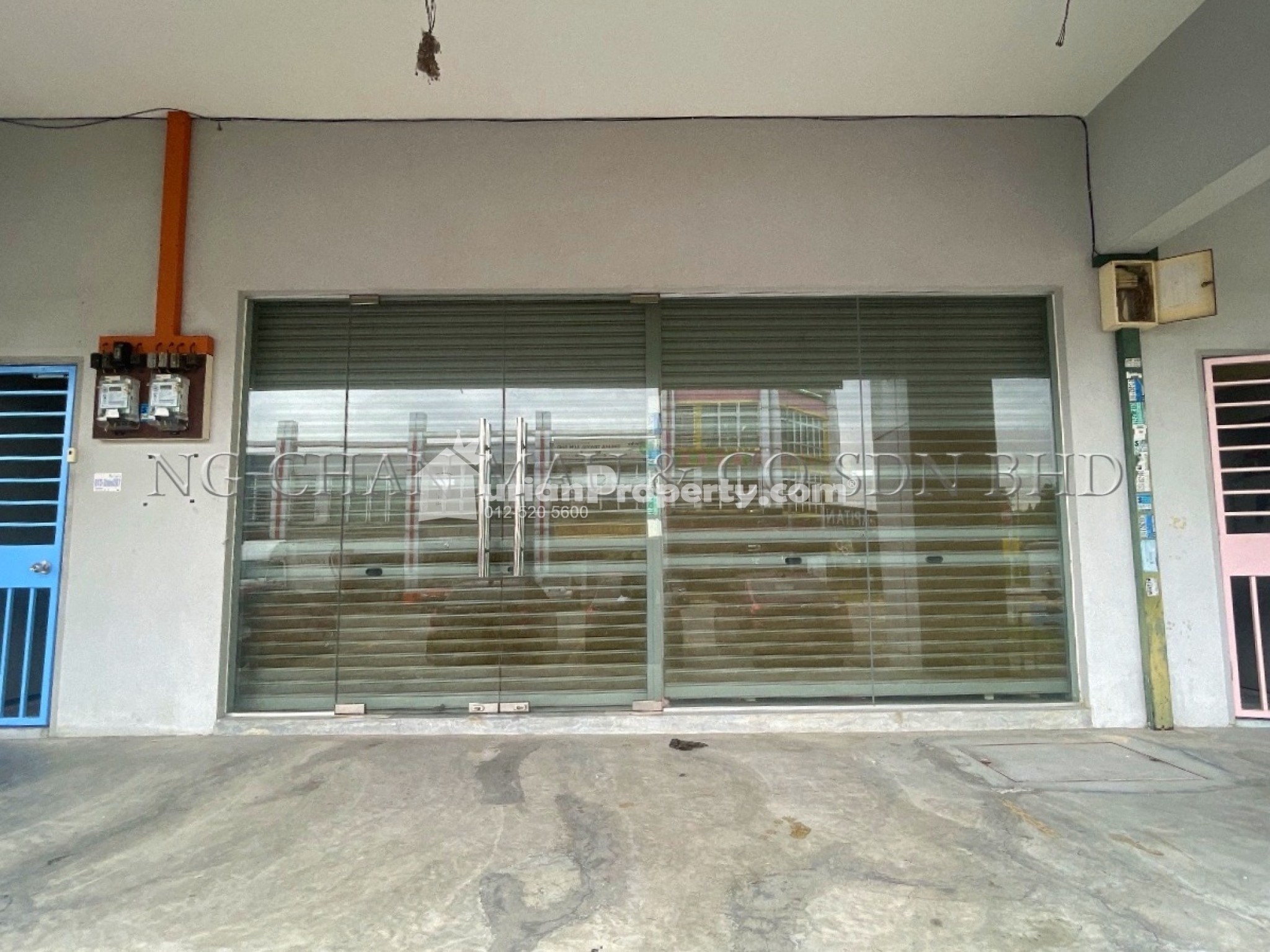 Terrace House For Auction at Cahaya Alam