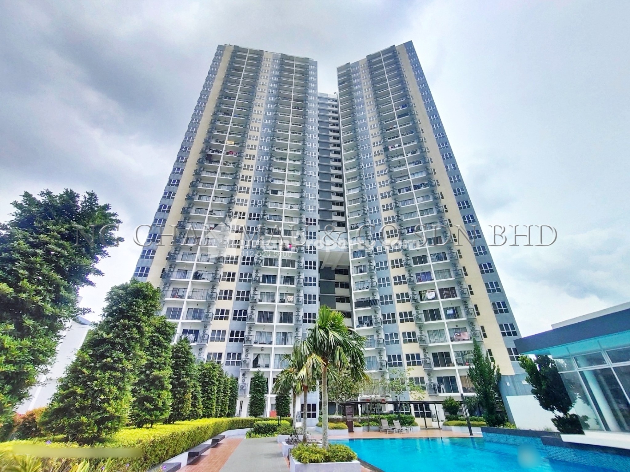 Serviced Residence For Auction at Cerrado Residence