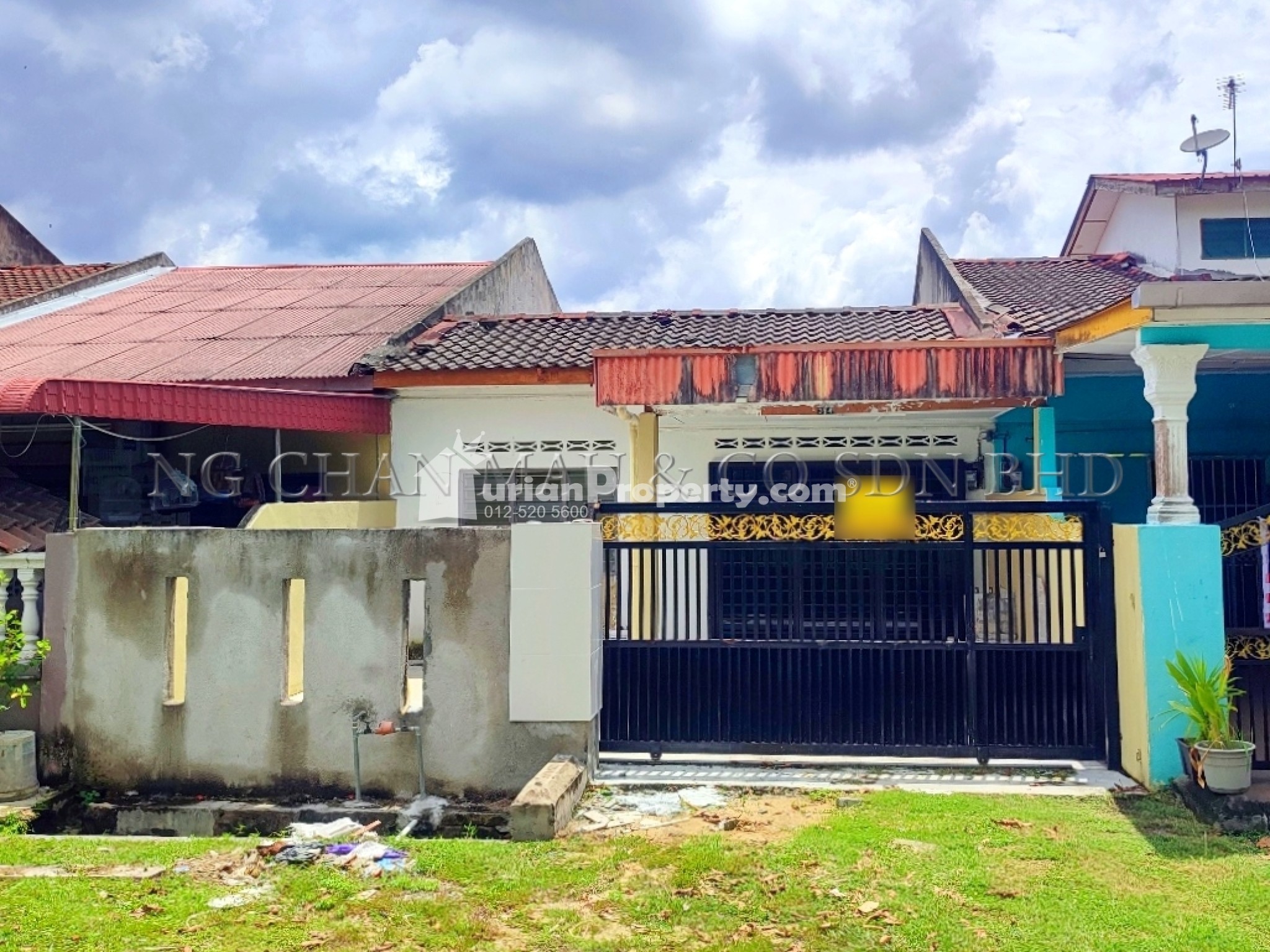 Terrace House For Auction at Taman Dindings