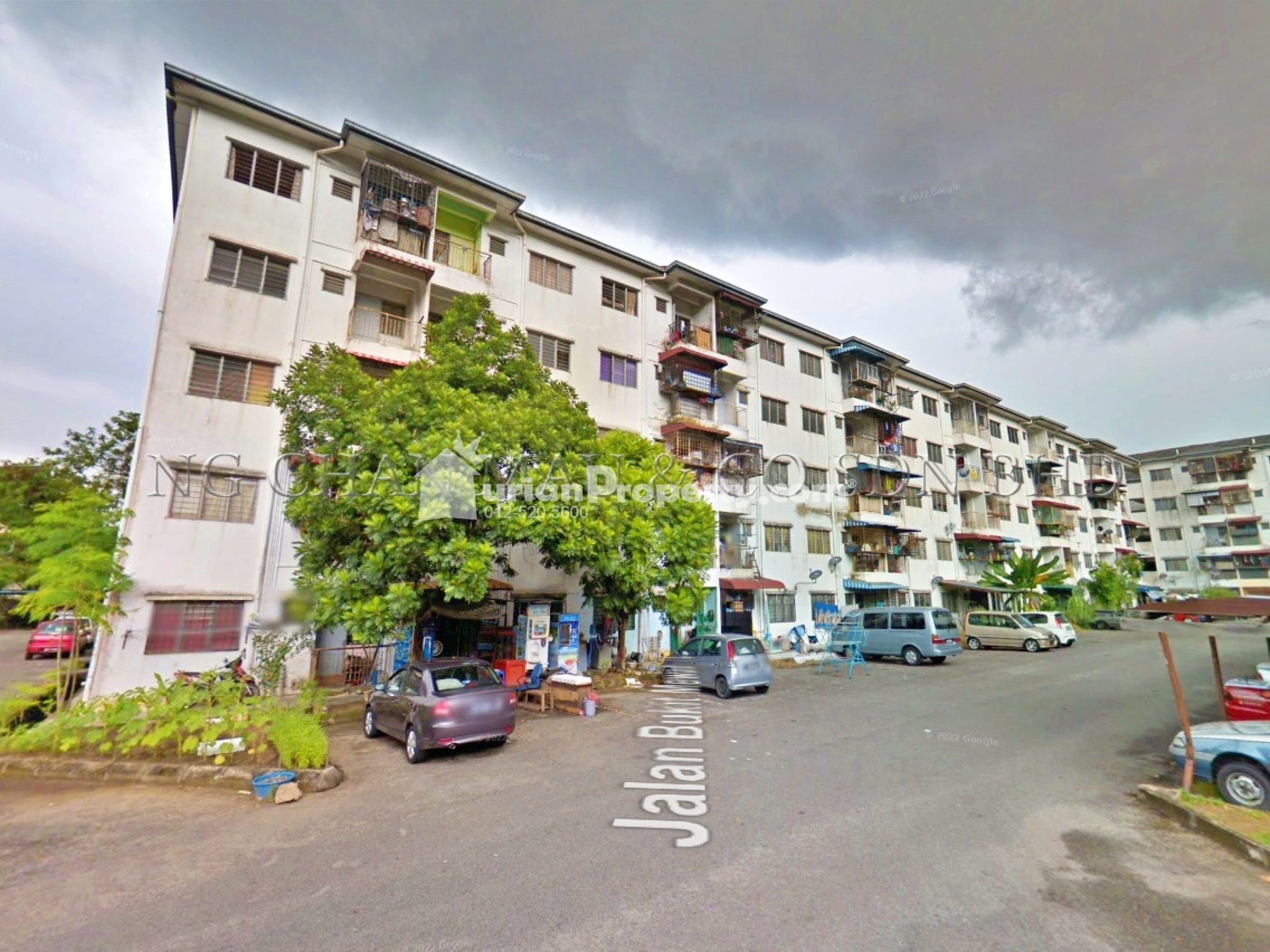 Flat For Auction at Senja Apartment