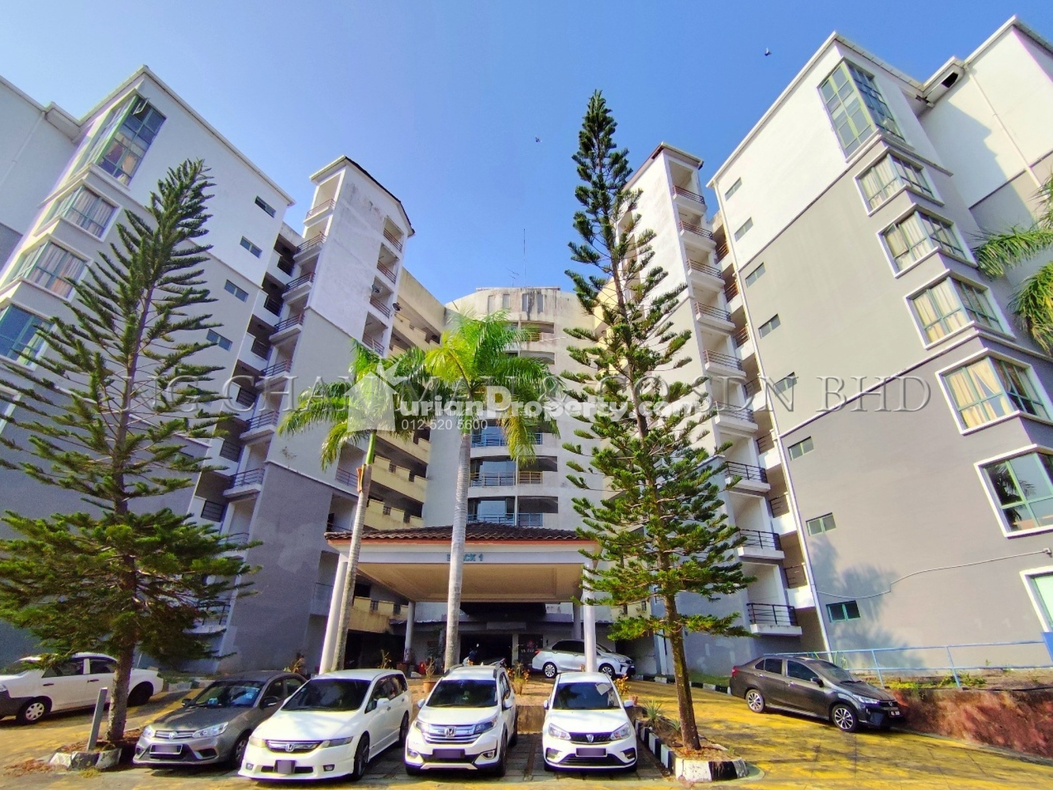 Apartment For Auction at Gold Coast Water City Resort