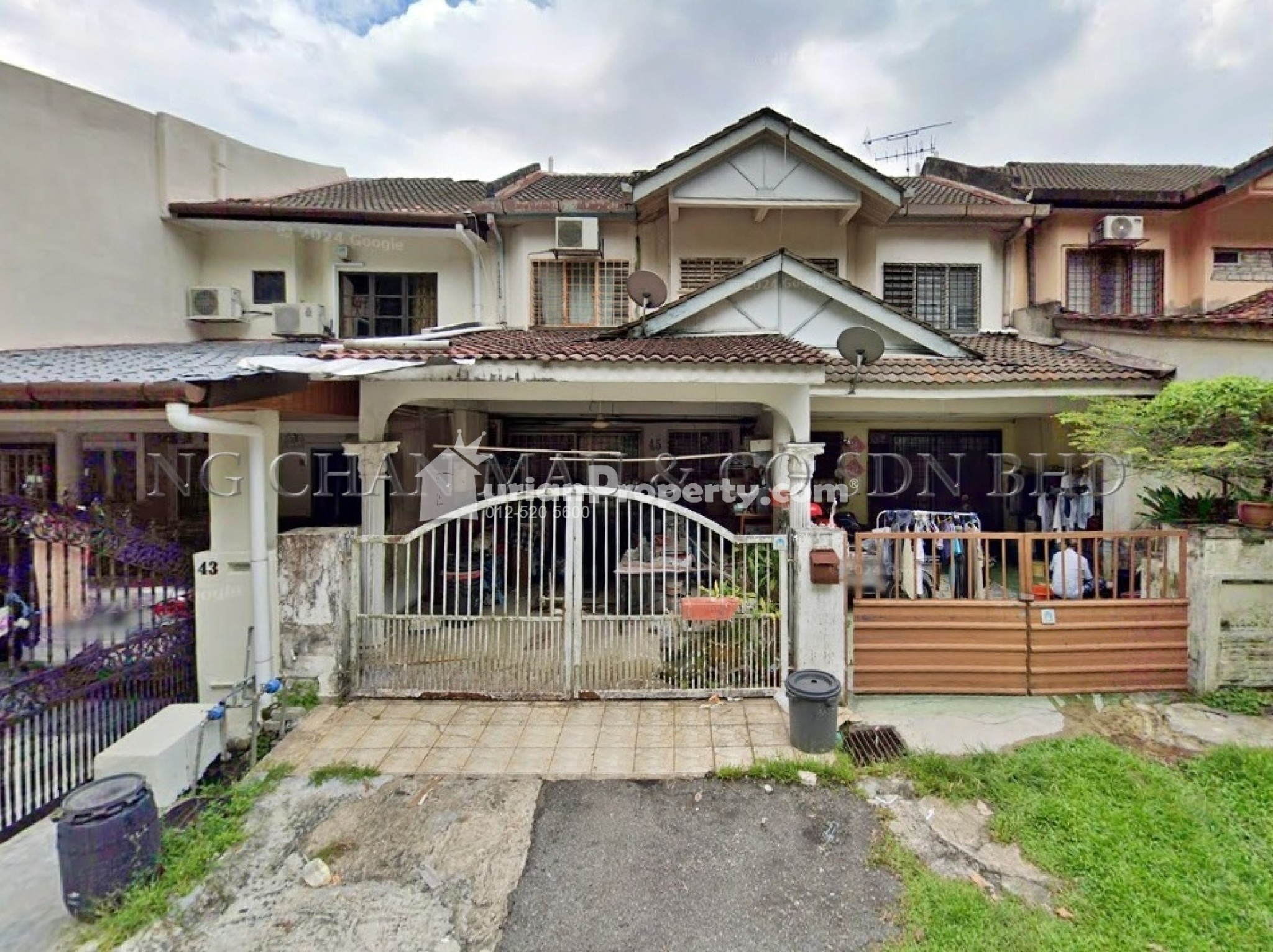 Terrace House For Auction at Taman Cemerlang