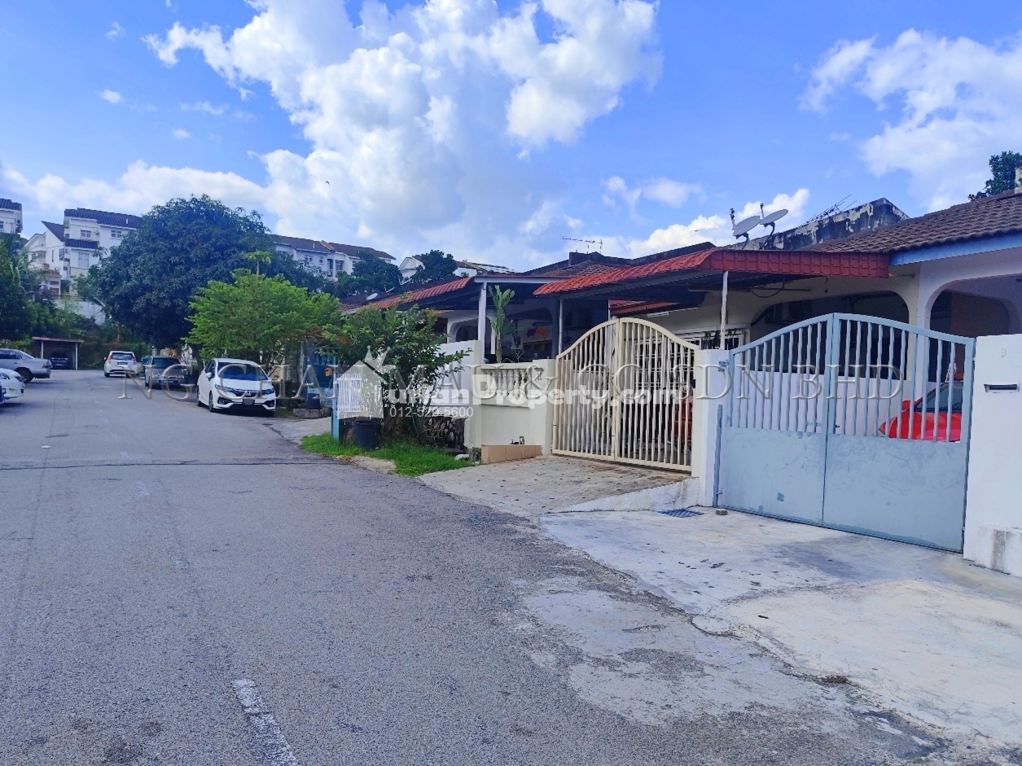 Terrace House For Auction at Taman Berlian