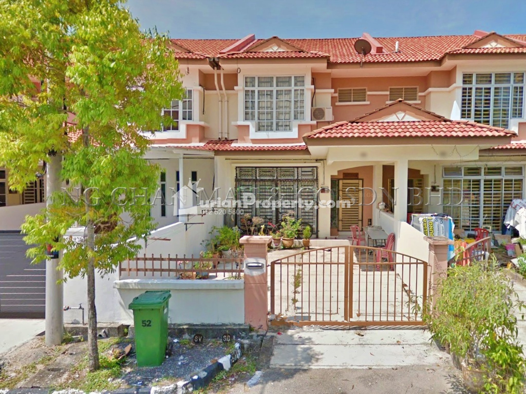 Terrace House For Auction at Teluk Kumbar Heights