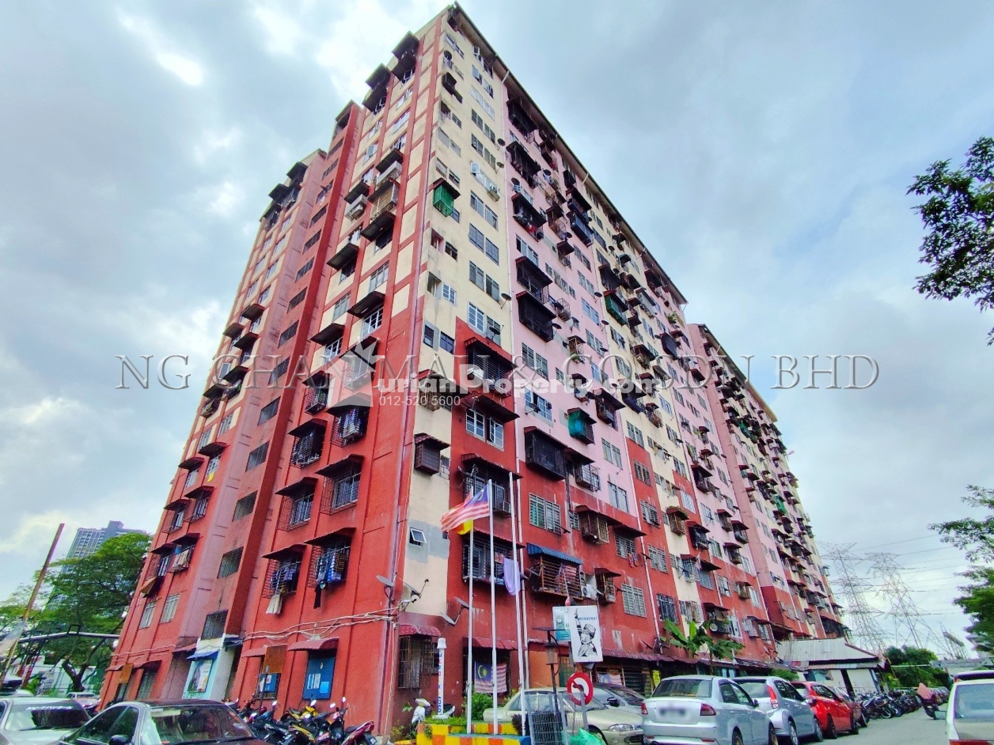 Flat For Auction at Desa Mentari