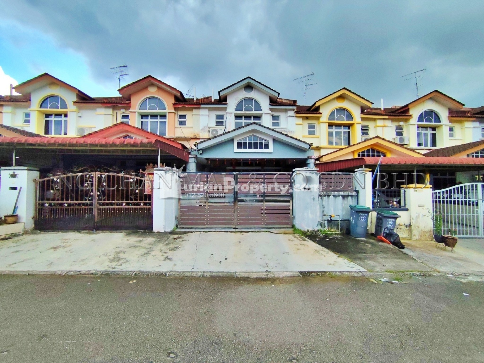 Terrace House For Auction at Taman Nusa Indah