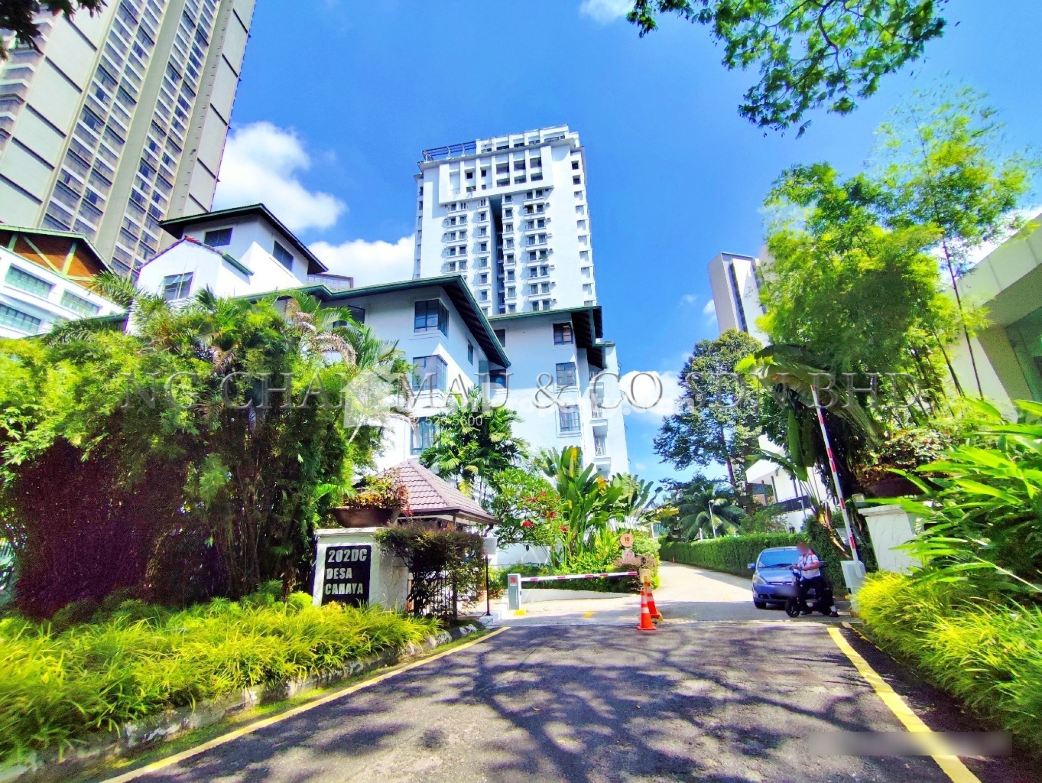 Condo For Auction at 202 Desa Cahaya