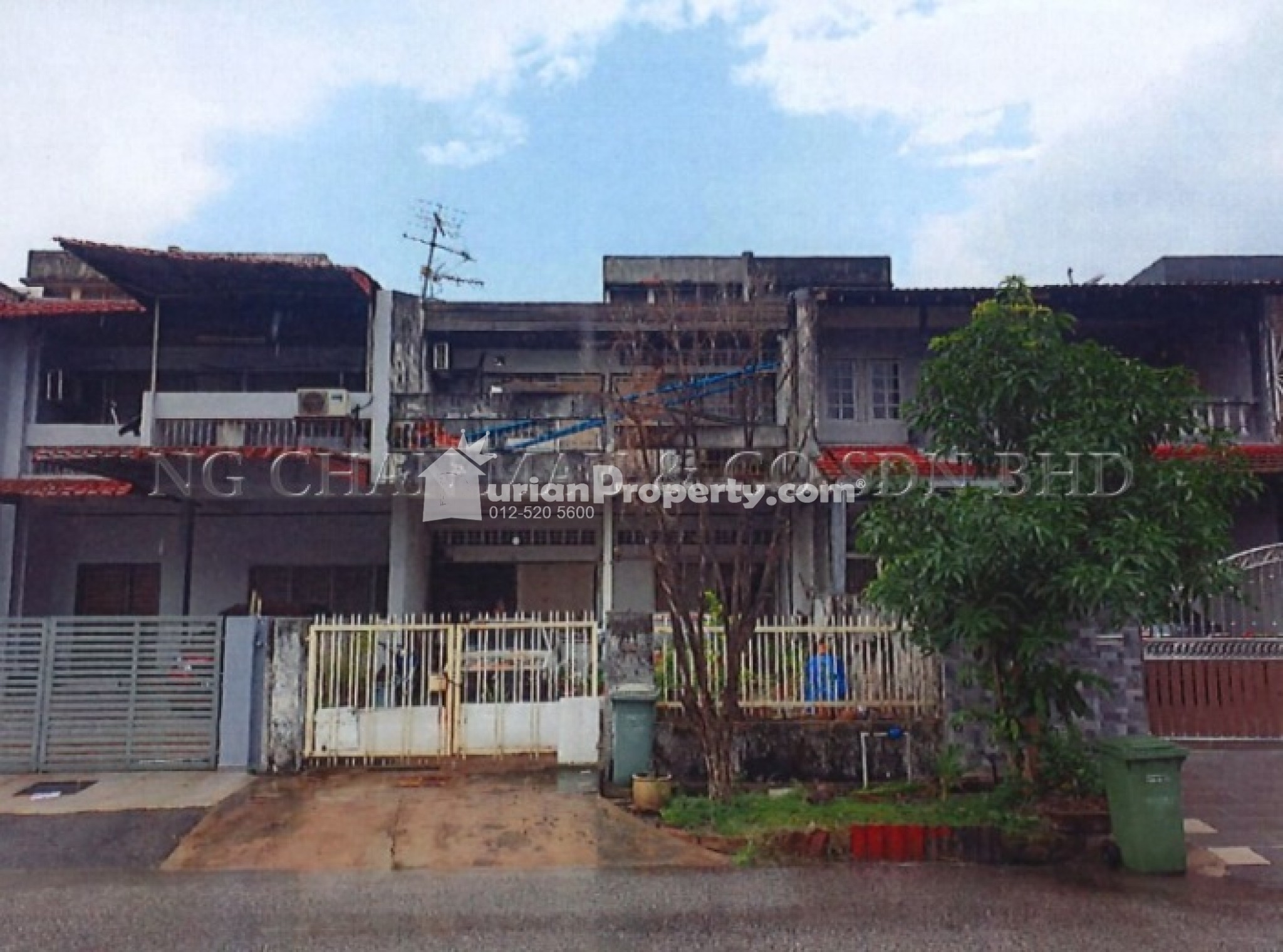 Terrace House For Auction at Taman Maluri