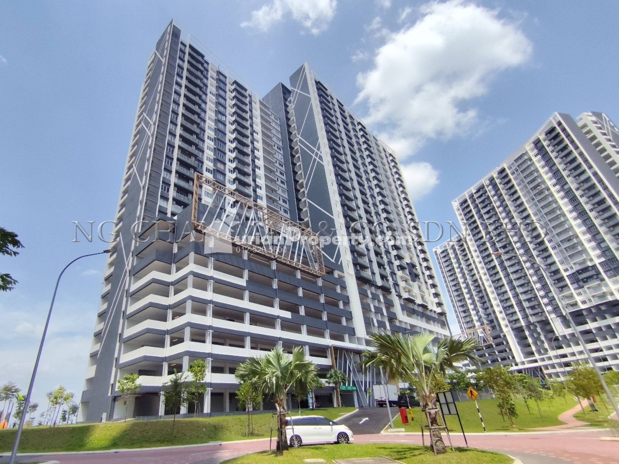 Apartment For Auction at Residensi Adelia