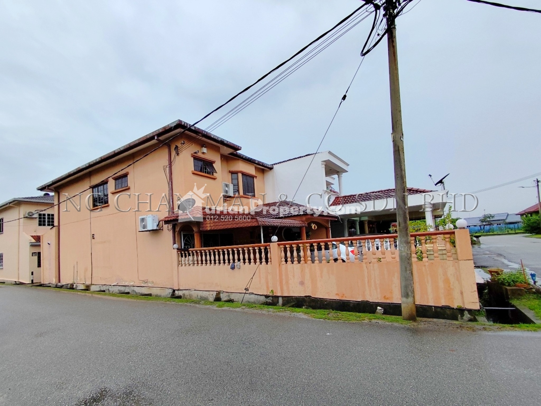 Terrace House For Auction at Taman Mewah Jaya