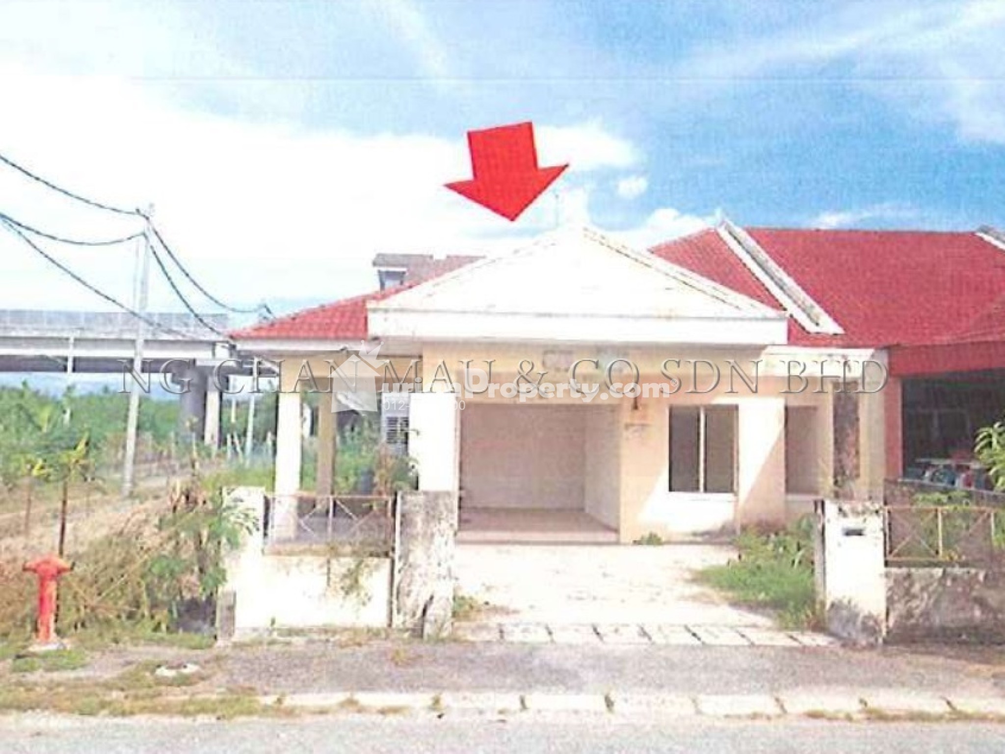 Terrace House For Auction at Taman Kledang