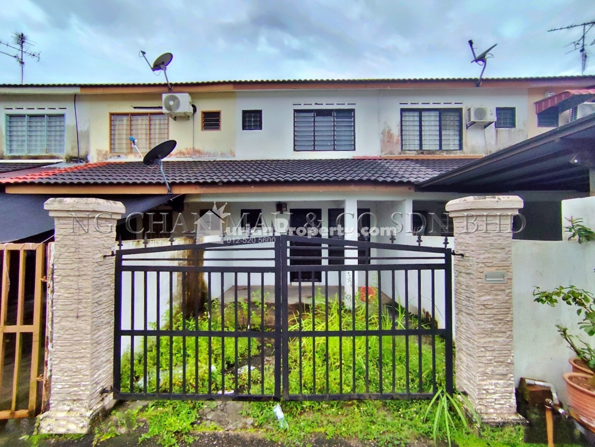 Terrace House For Auction at Taman Cahaya Masai