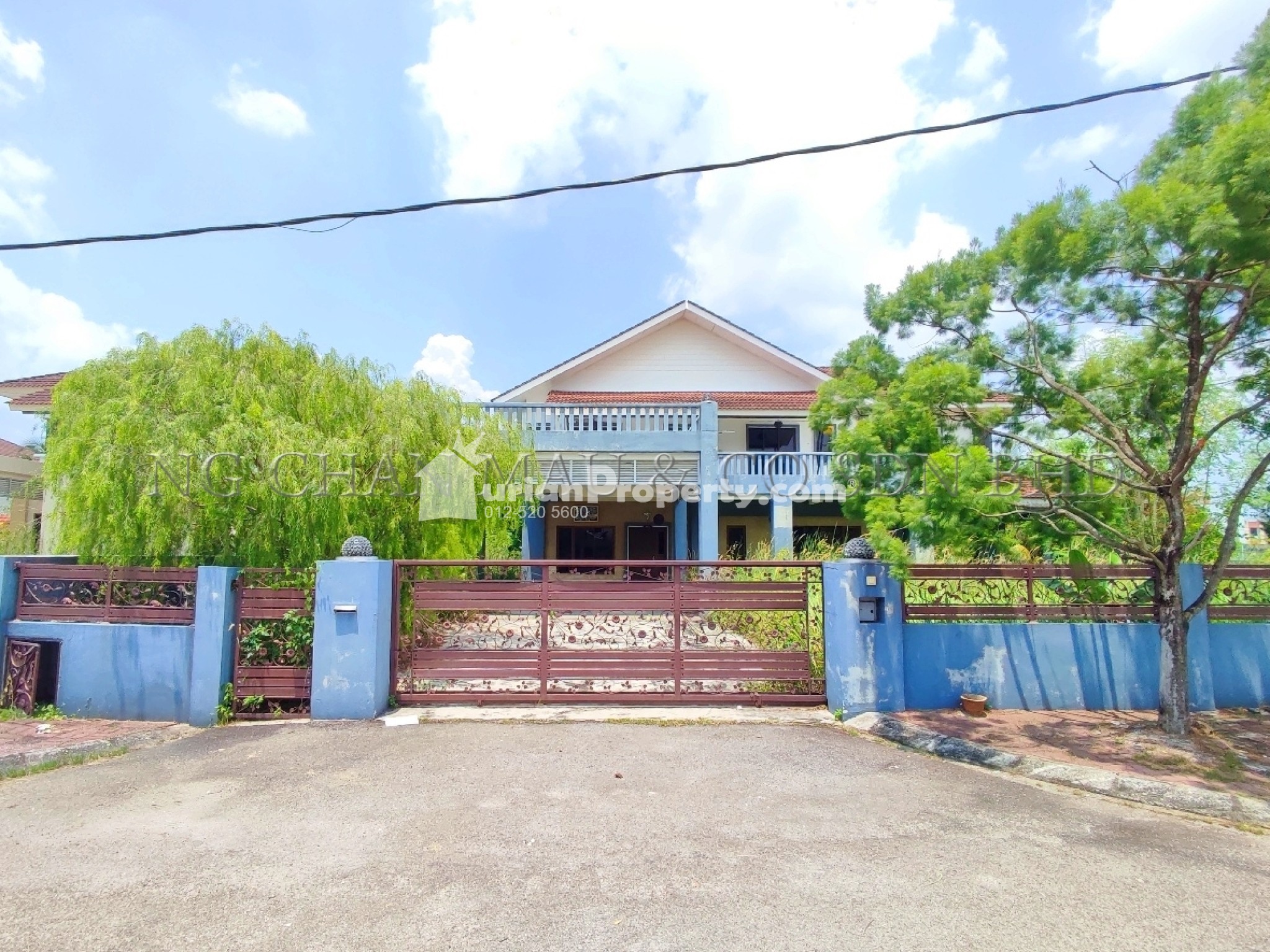 Bungalow House For Auction at Bandar Baru Sri Klebang