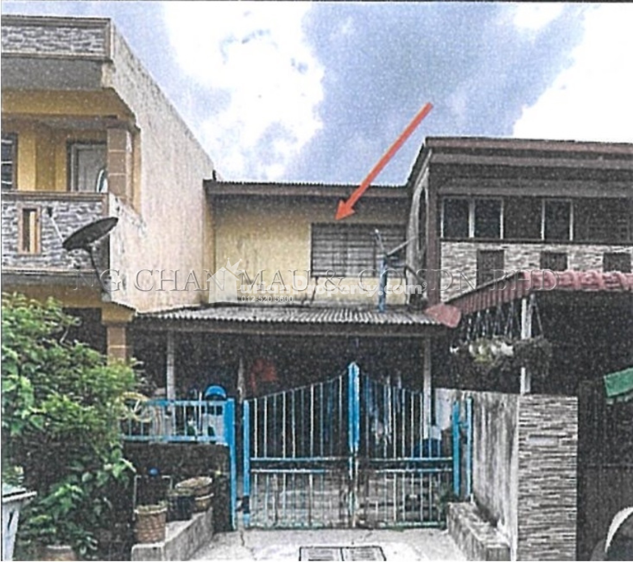 Terrace House For Auction at Kampung Medan