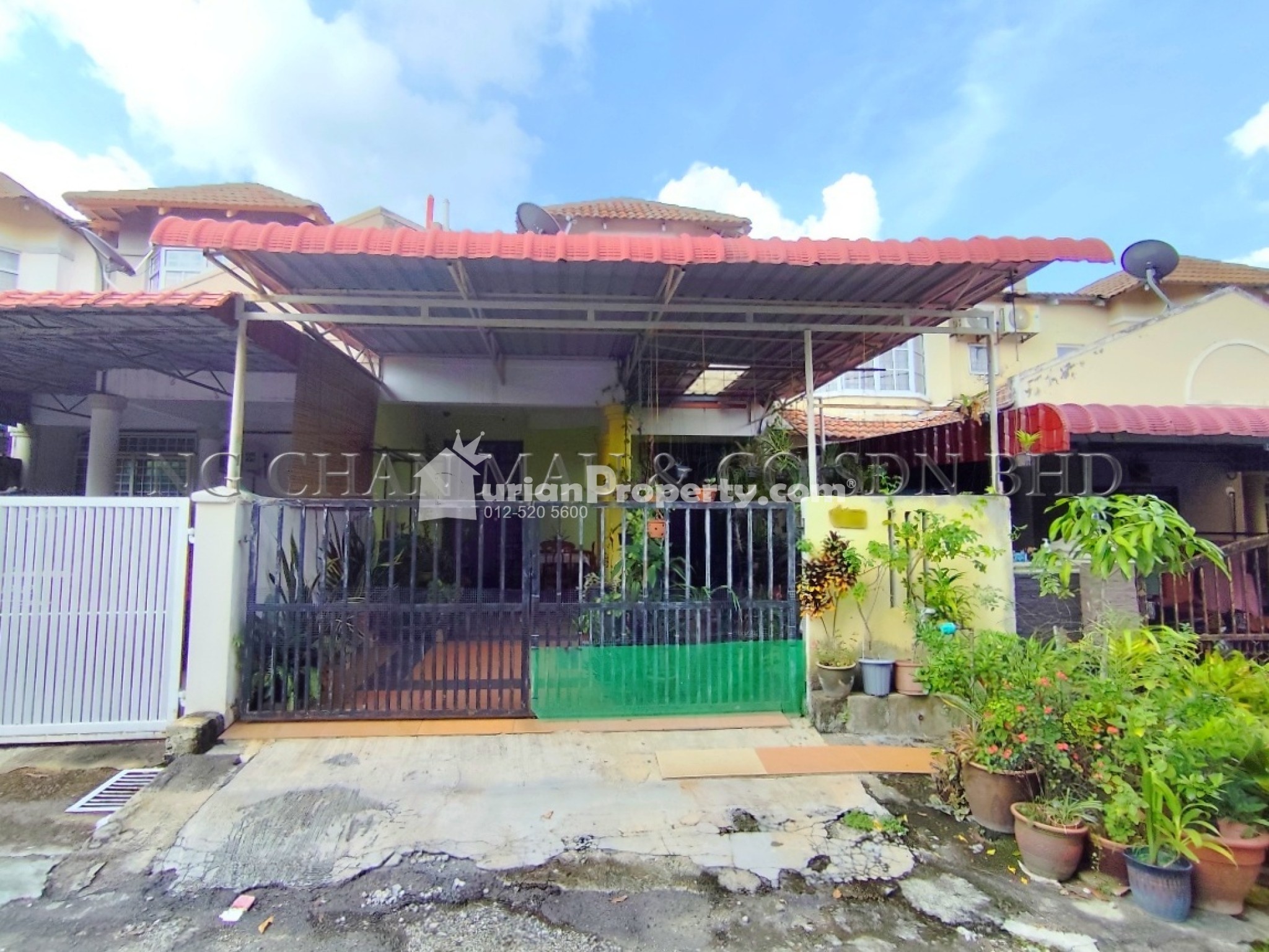 Terrace House For Auction at Taman Desa Melor