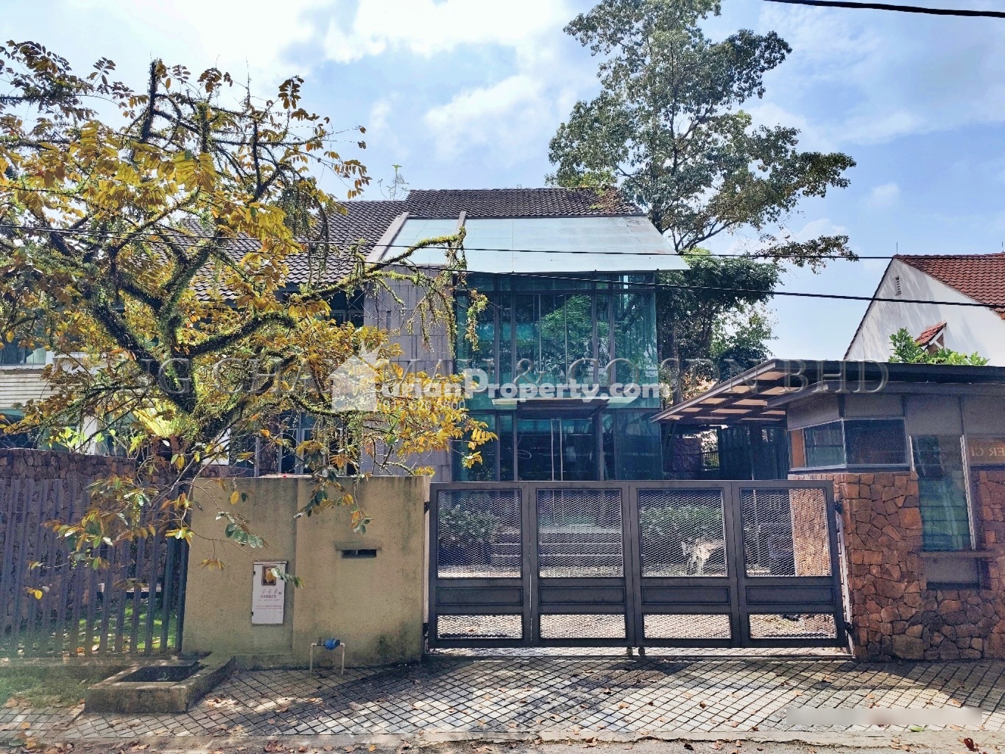 Bungalow House For Auction at Taman Tun Dr Ismail (TTDI)