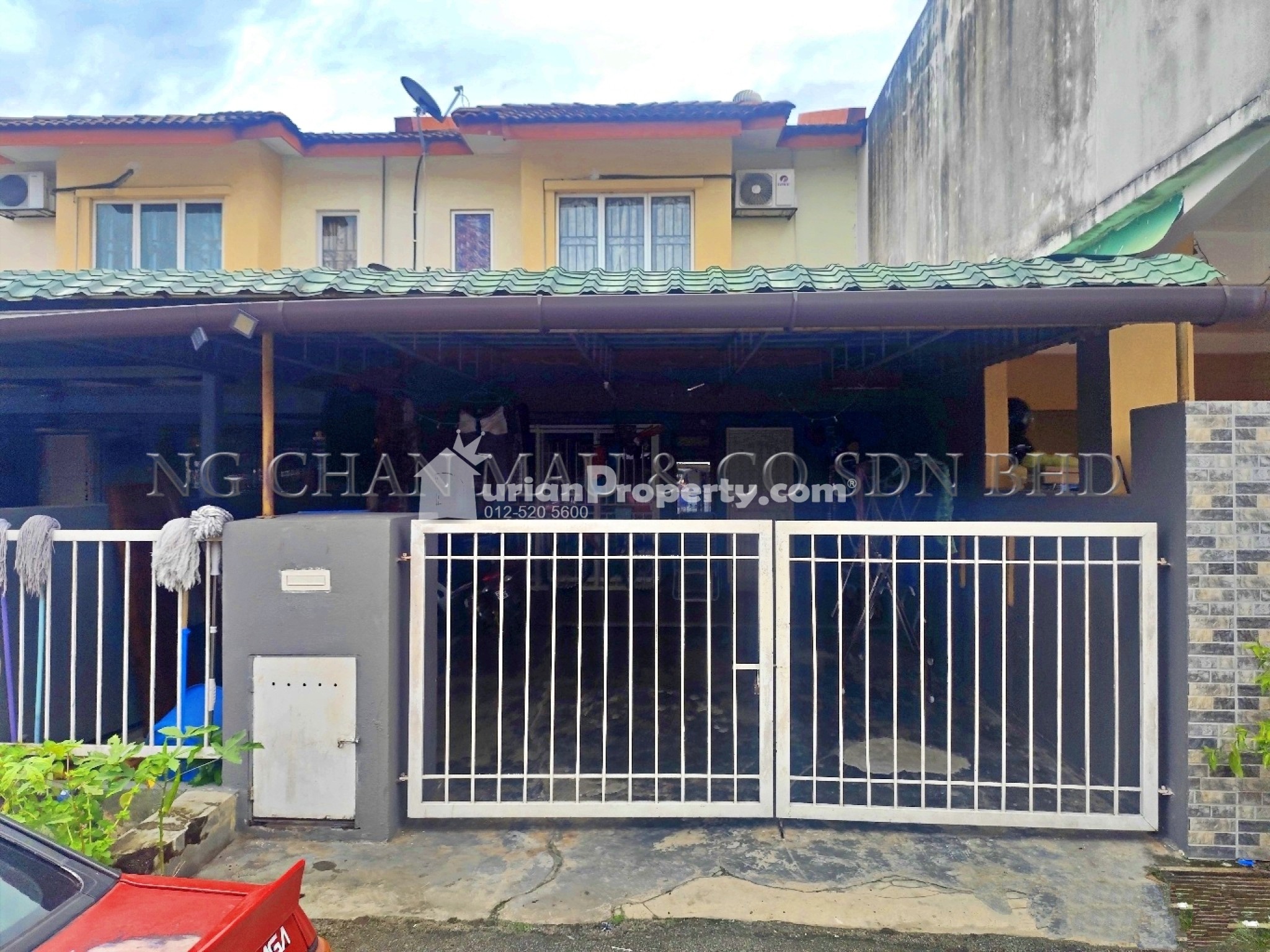 Terrace House For Auction at Desa Puteri