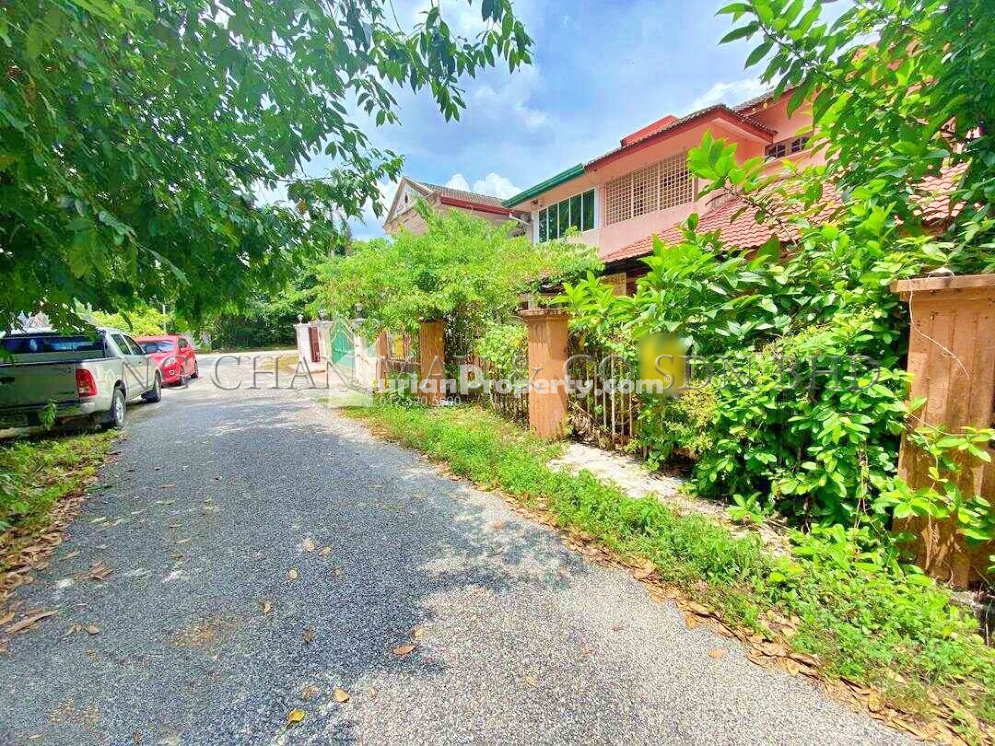 Terrace House For Auction at Peringat