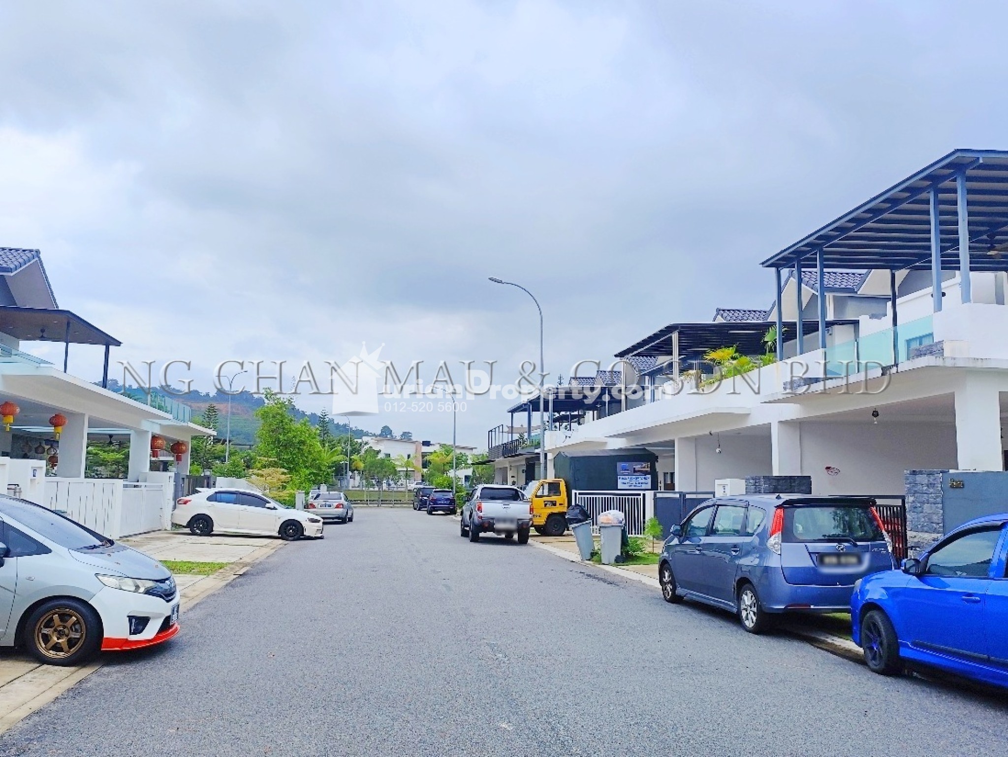 Terrace House For Auction at Hijayu 2