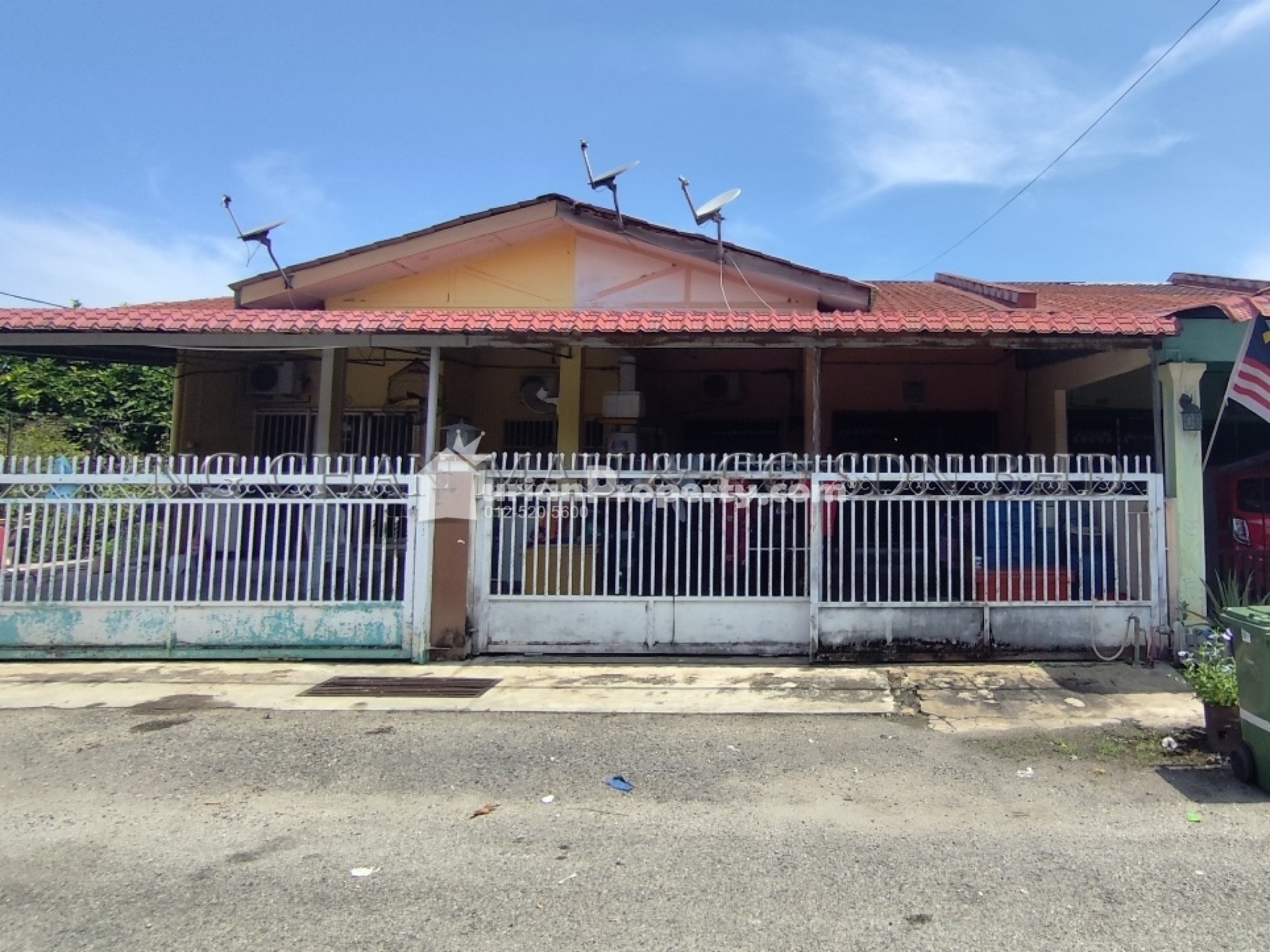 Terrace House For Auction at Taman Tualang Indah