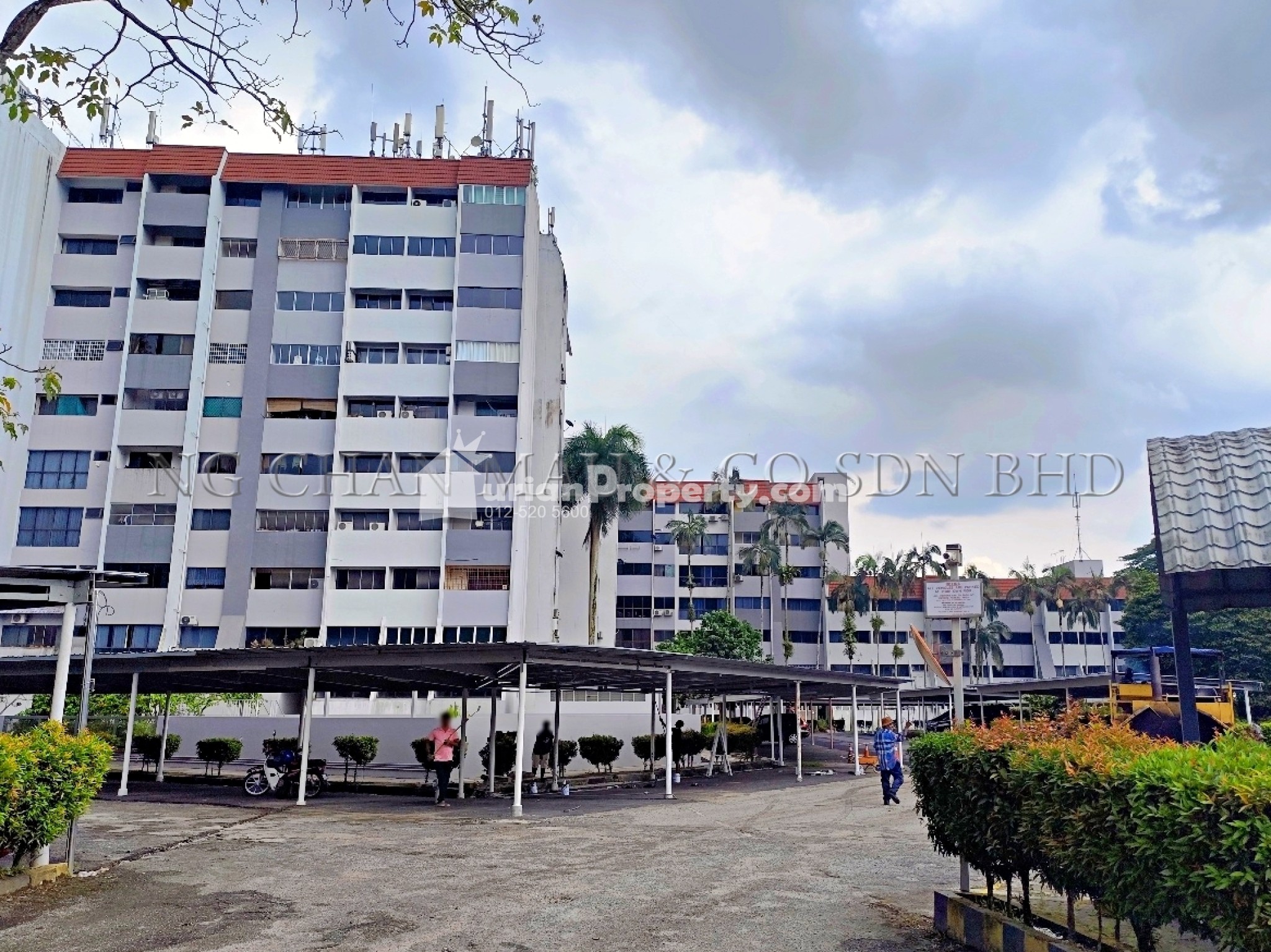 Apartment For Auction at Menara Impian