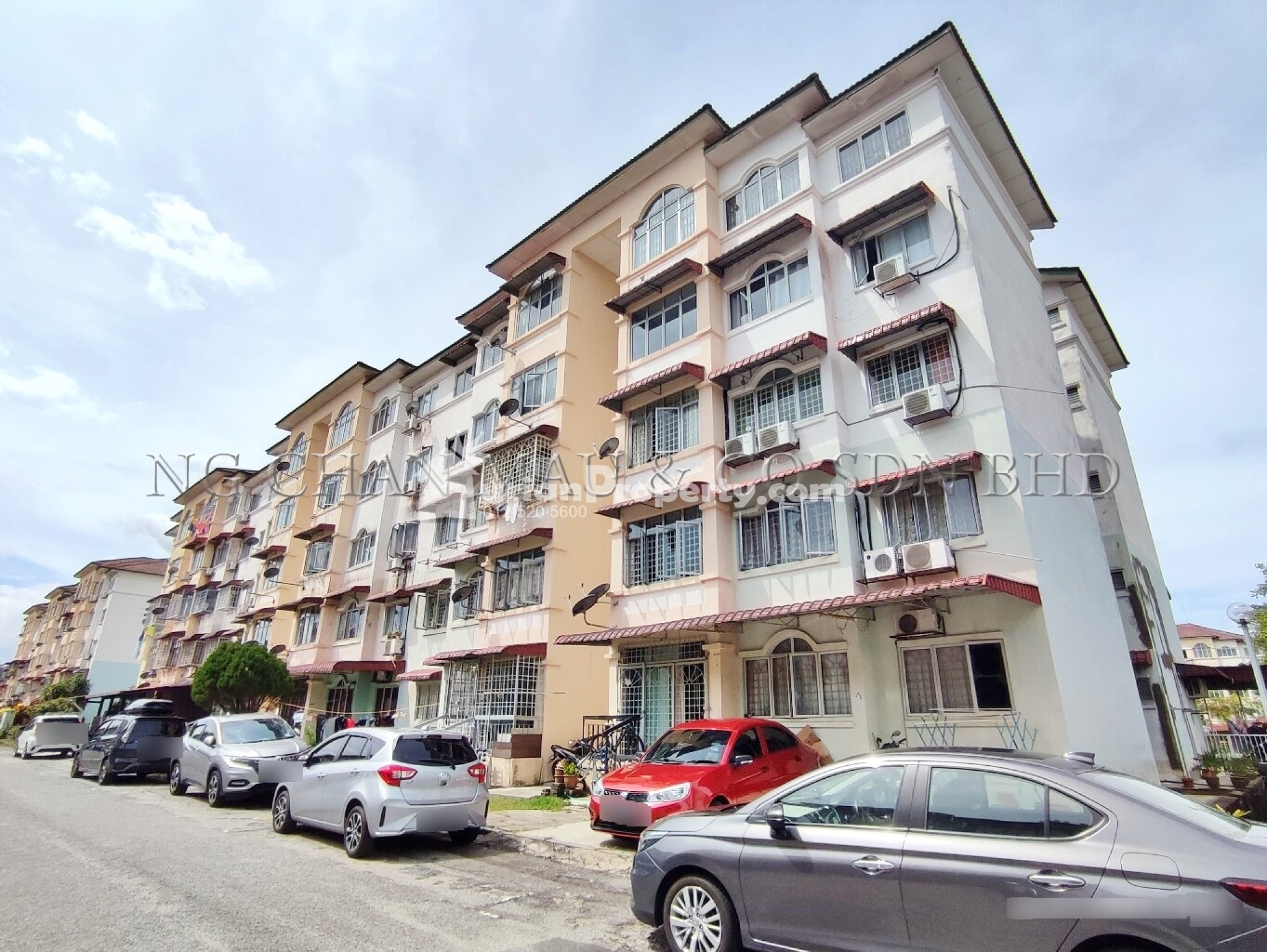 Apartment For Auction at Pangsapuri Waja