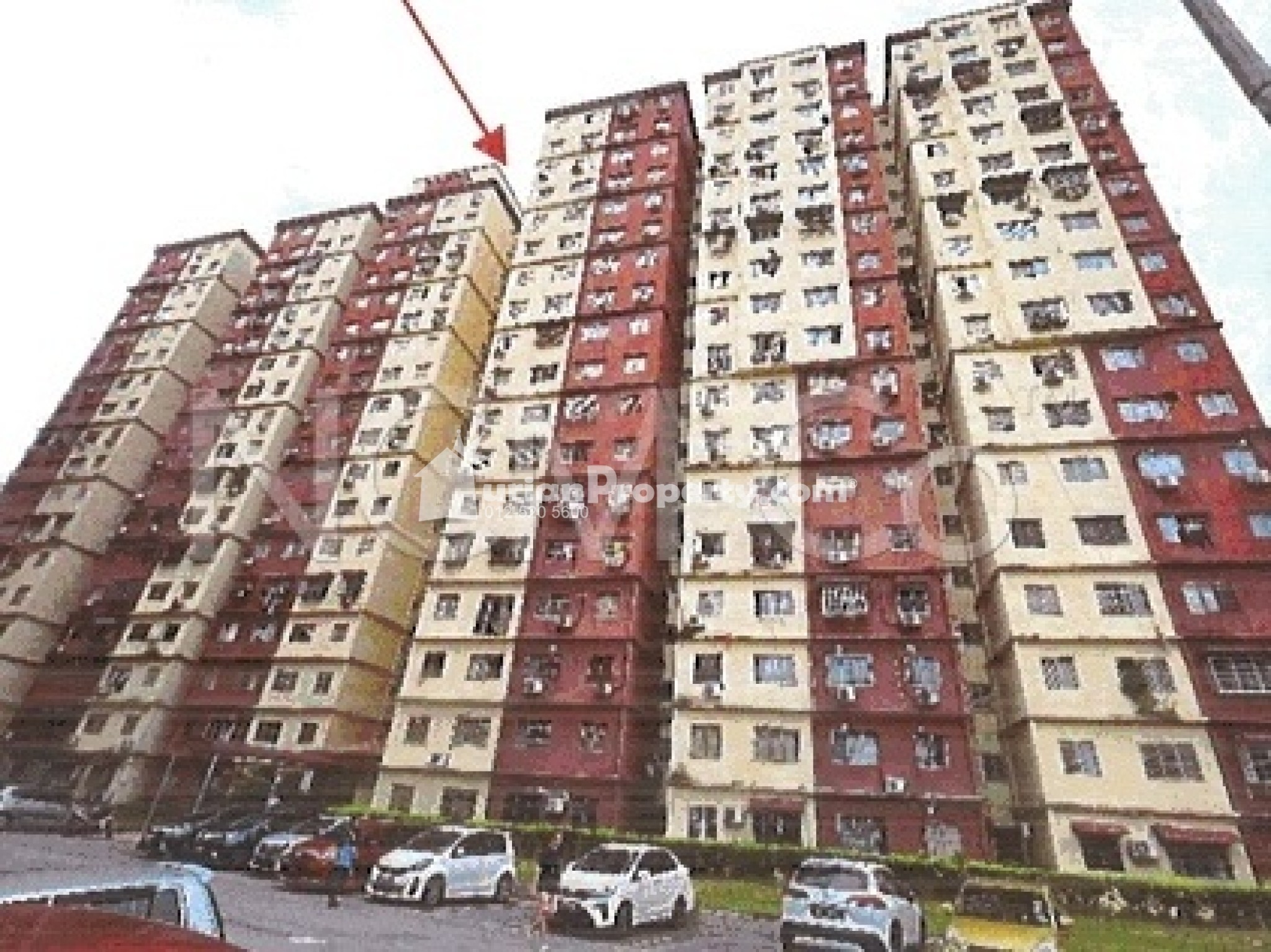 Apartment For Auction at Cemara Apartment
