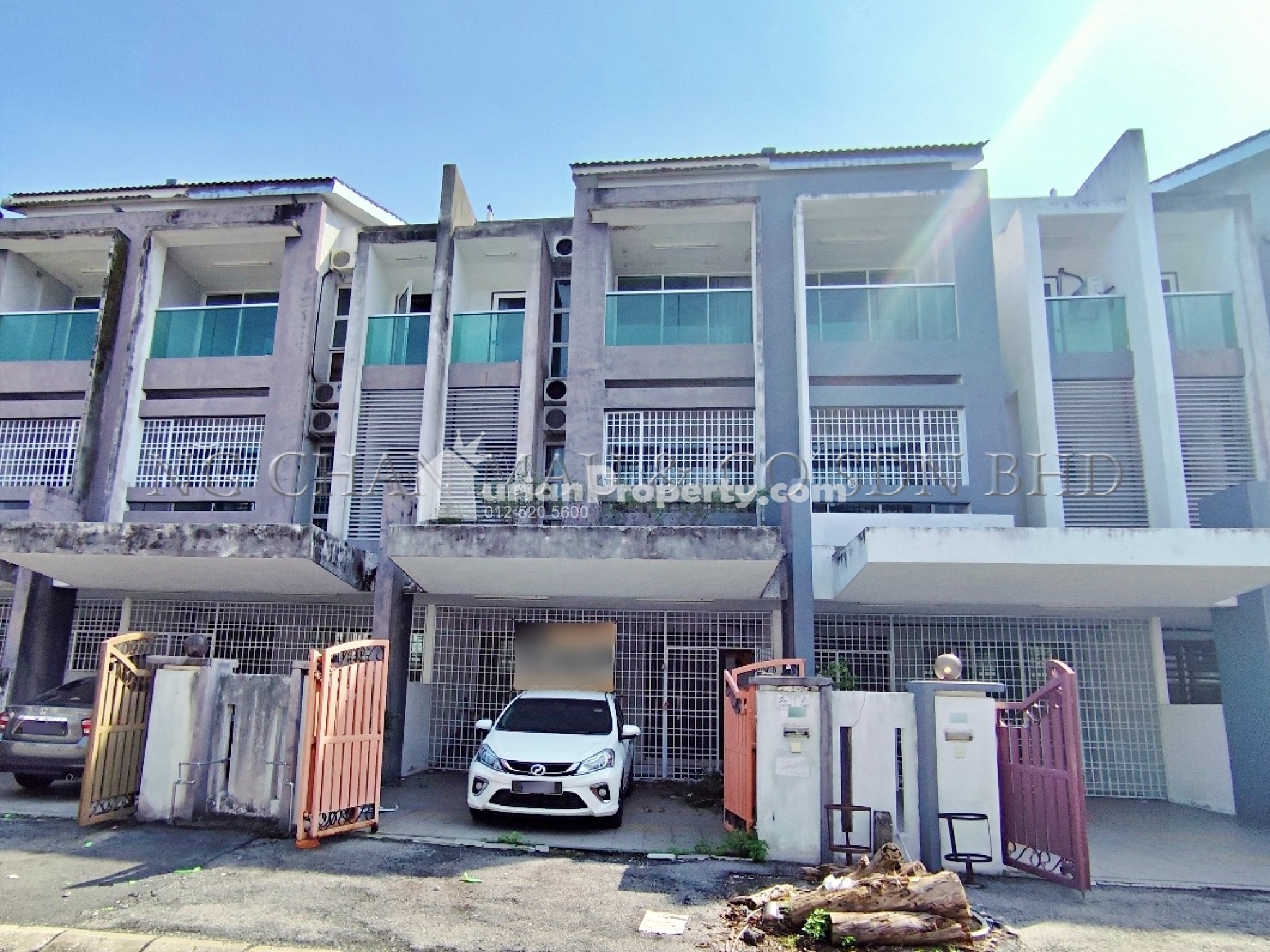 Terrace House For Auction at Kampar Putra