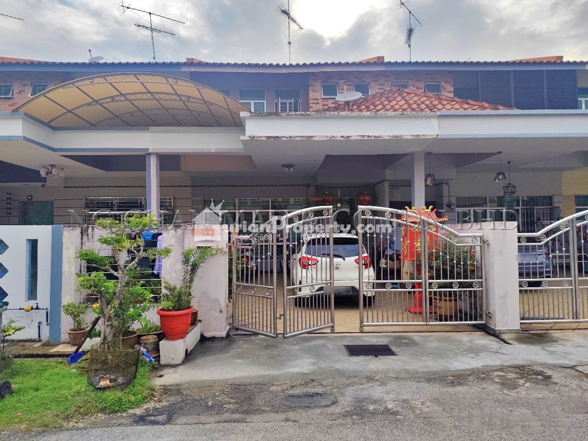 Terrace House For Auction at Batu Pahat