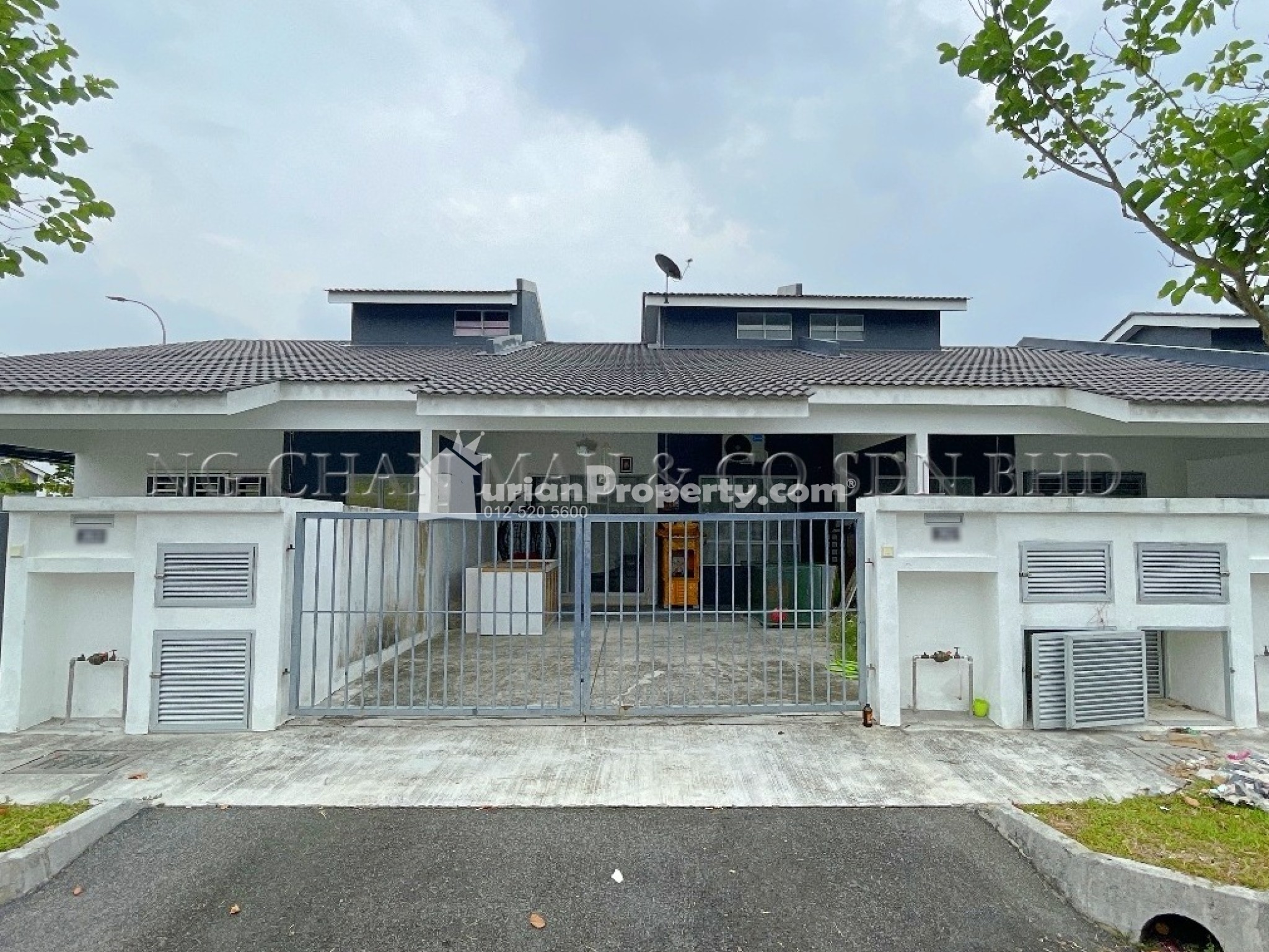 Terrace House For Auction at Iringan Bayu