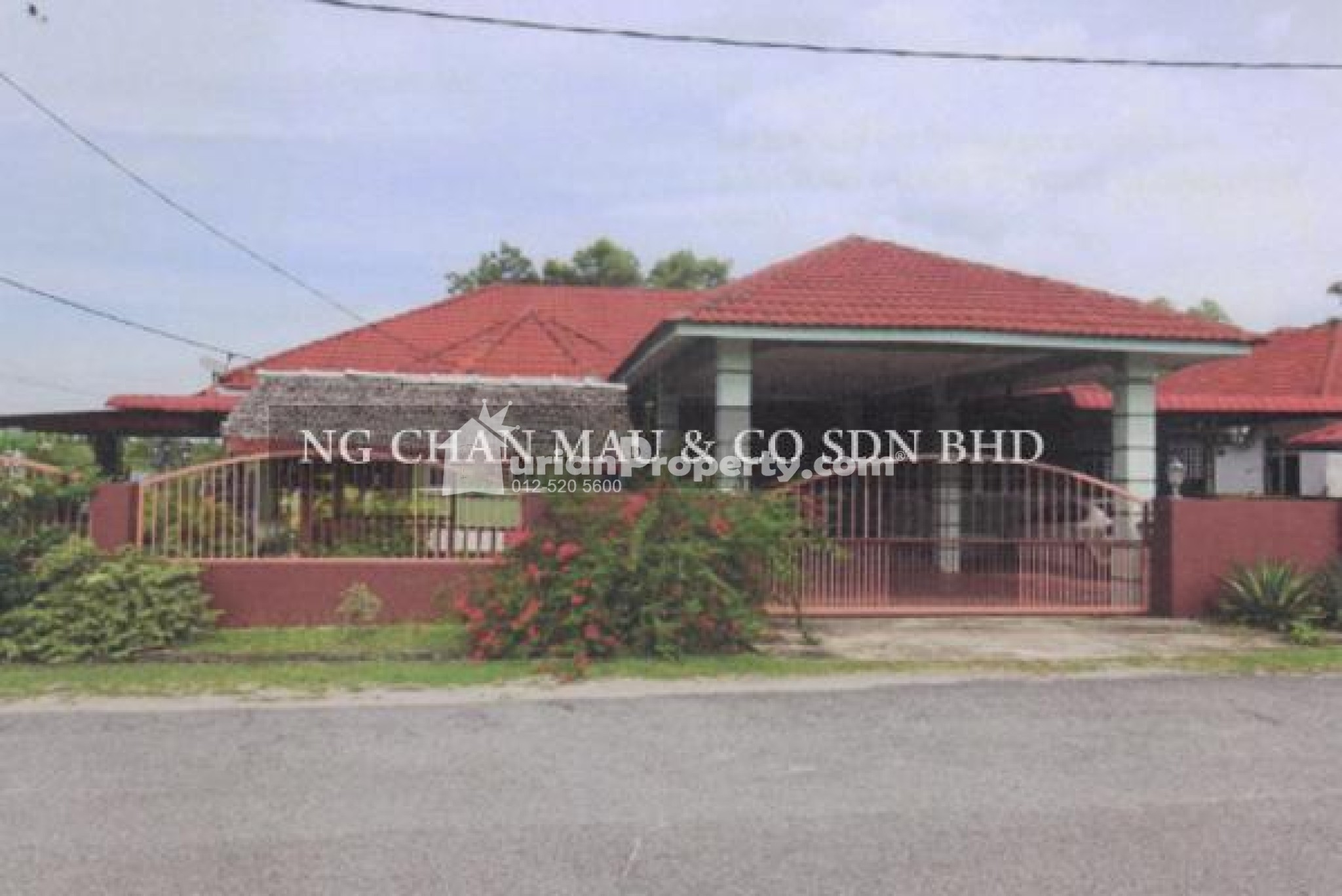 Bungalow House For Auction at Pasir Puteh