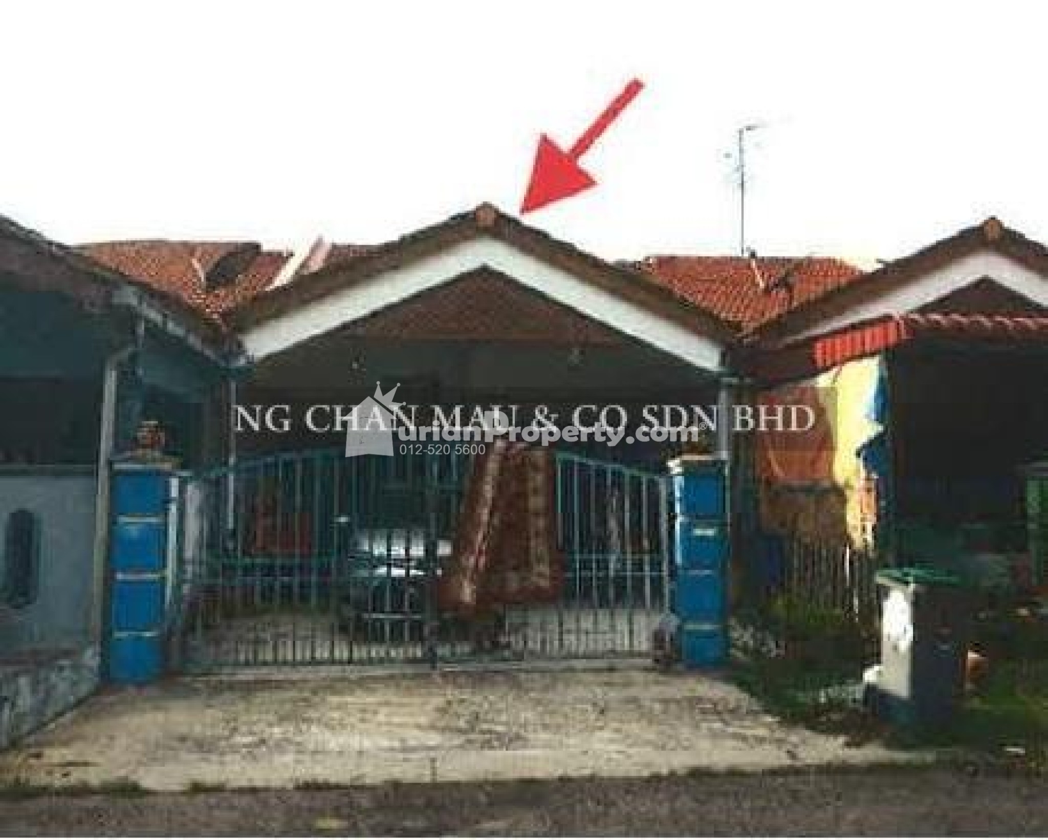 Terrace House For Auction at Taman Pulai Indah