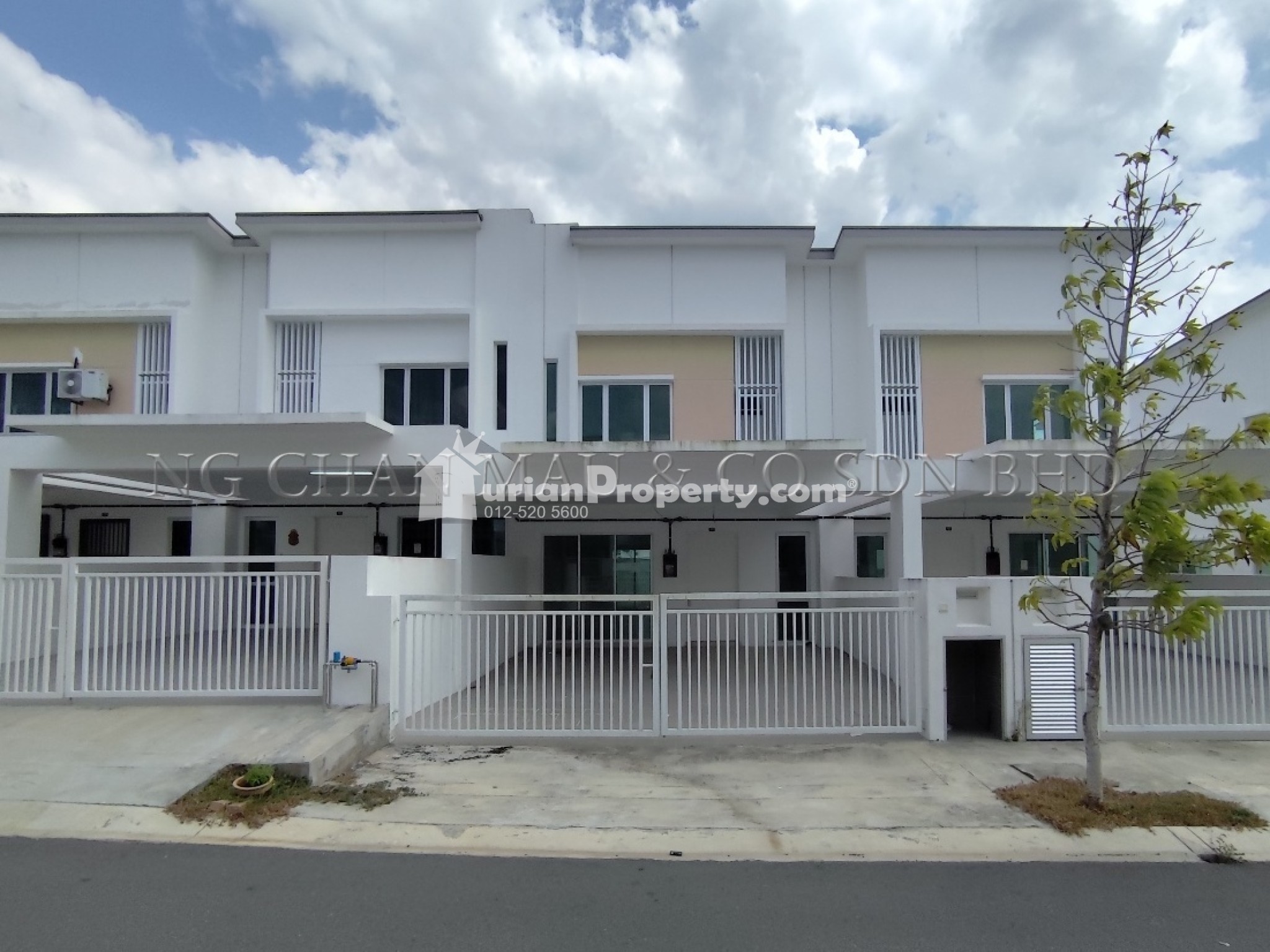 Terrace House For Auction at Taman Seri Impian