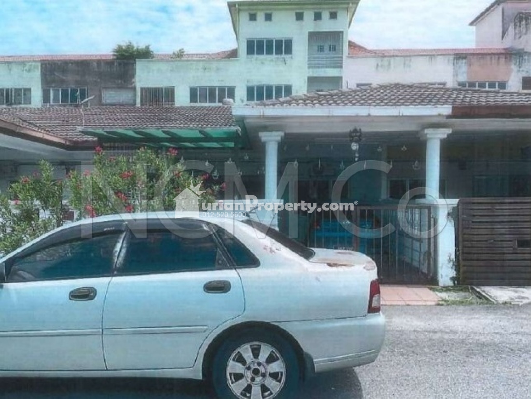Terrace House For Auction at Taman Desa Idaman