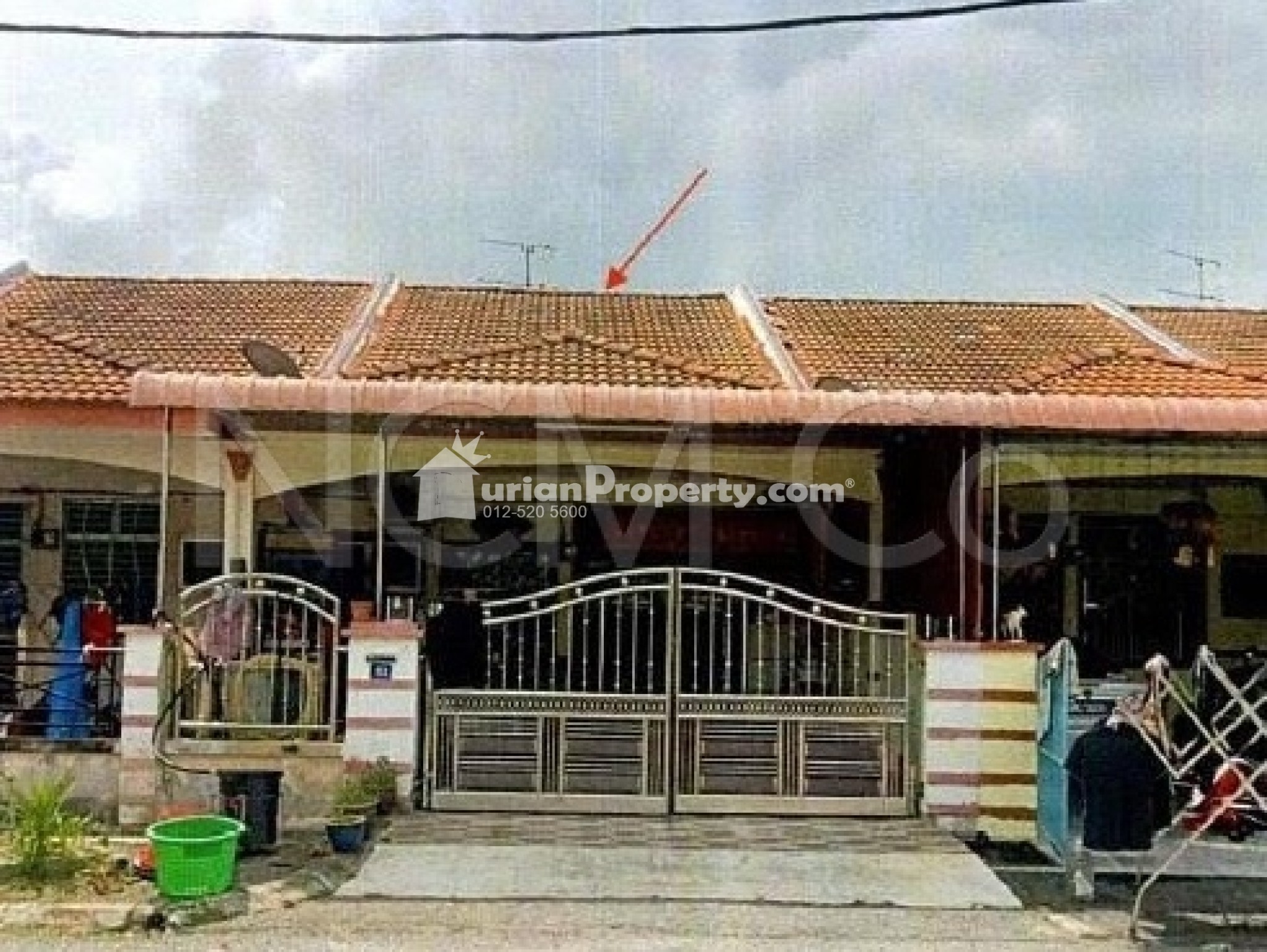 Terrace House For Auction at Taman Desa Pantai