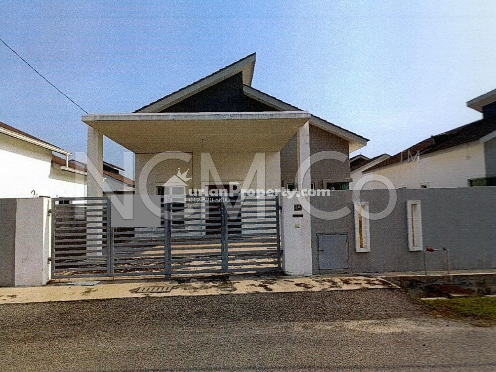 Bungalow House For Auction at Taman Pusing Sakura