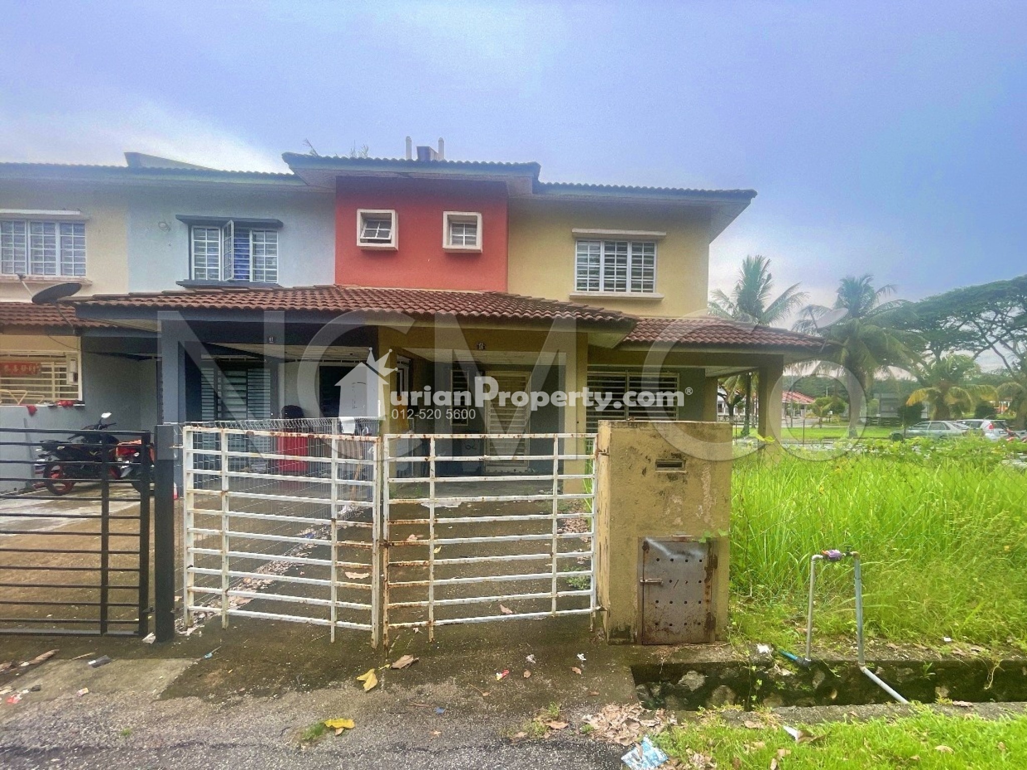 Terrace House For Auction at Taman Astana Harmoni