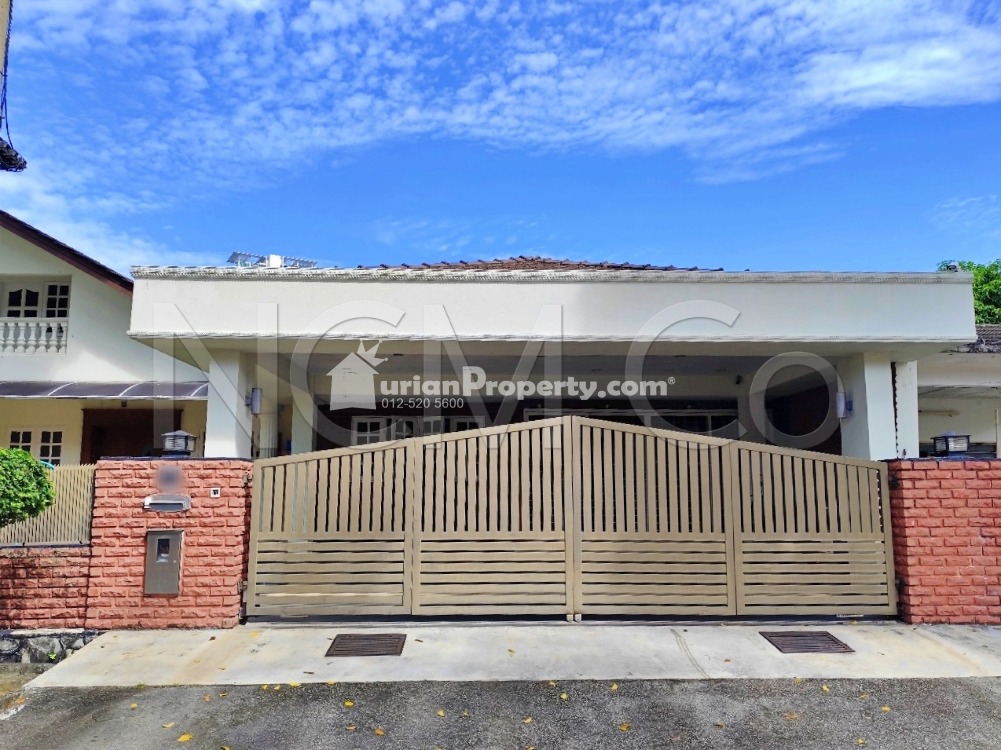 Semi D For Auction at Tanjung Bungah
