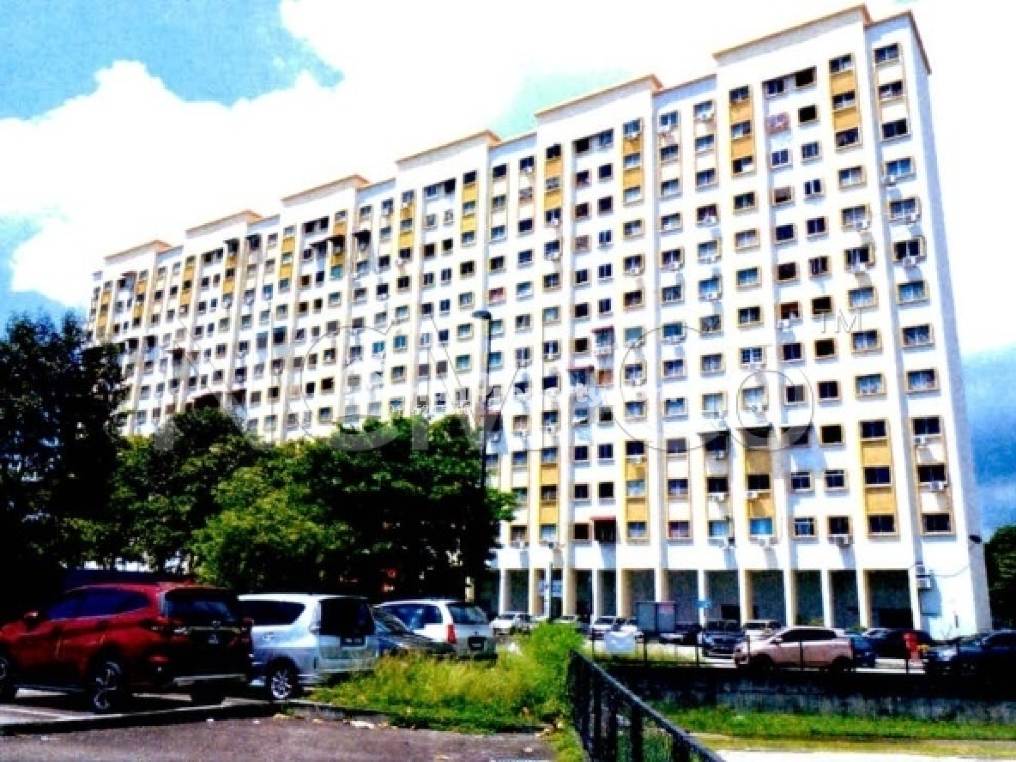 Flat For Auction at Palm Court