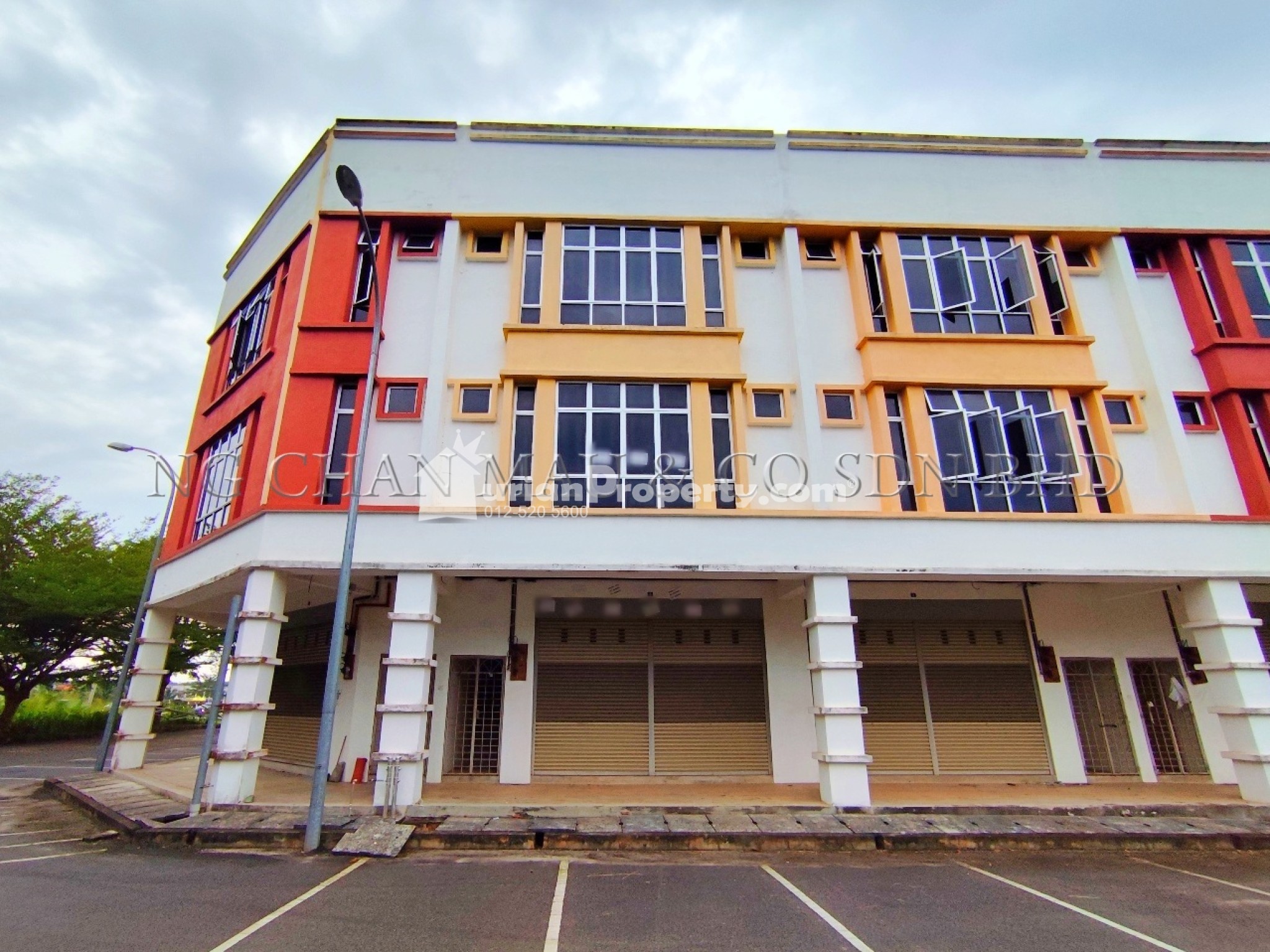 Shop Office For Auction at Taman Yayasan