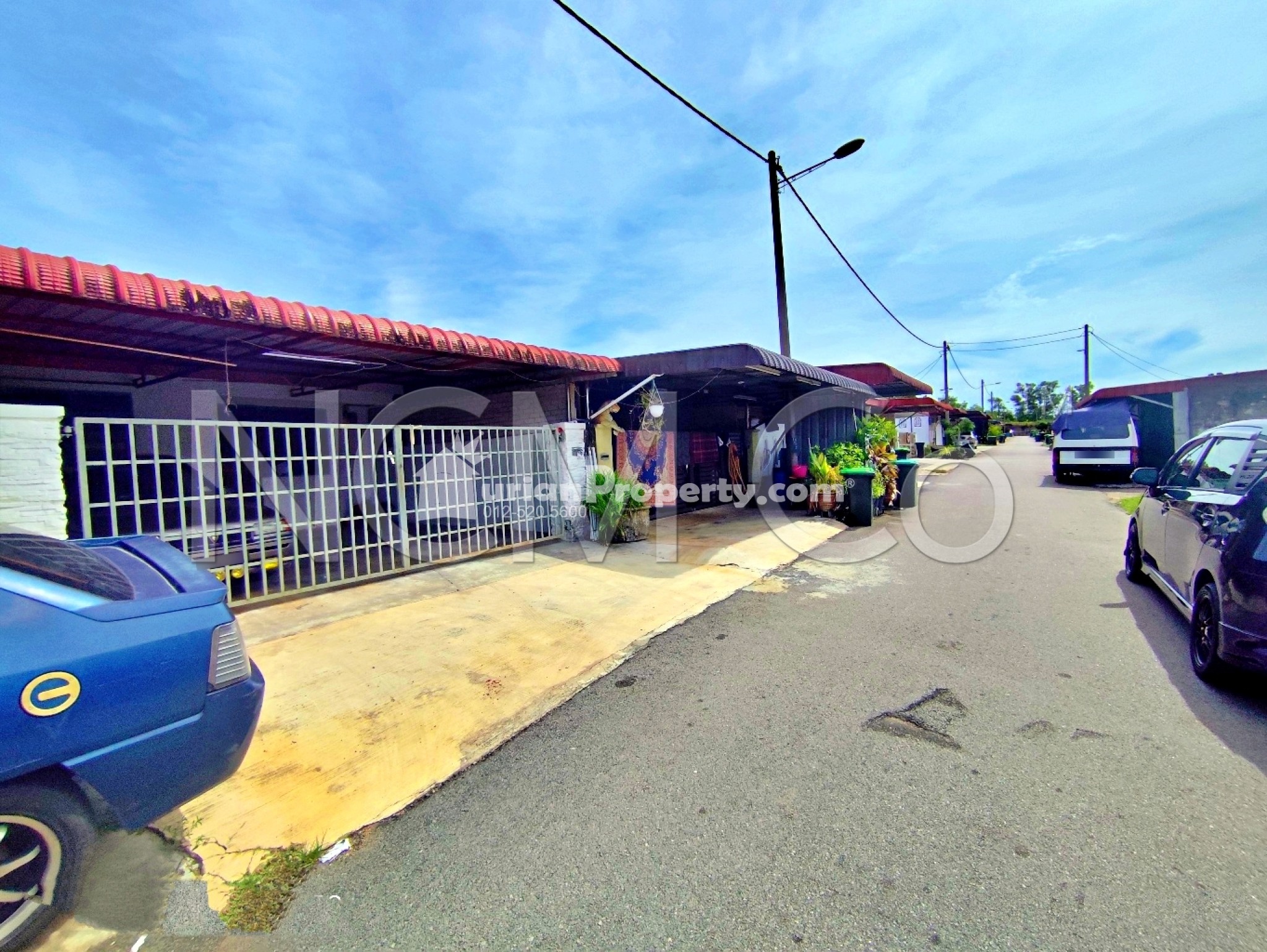 Terrace House For Auction at Taman Seri Bayu