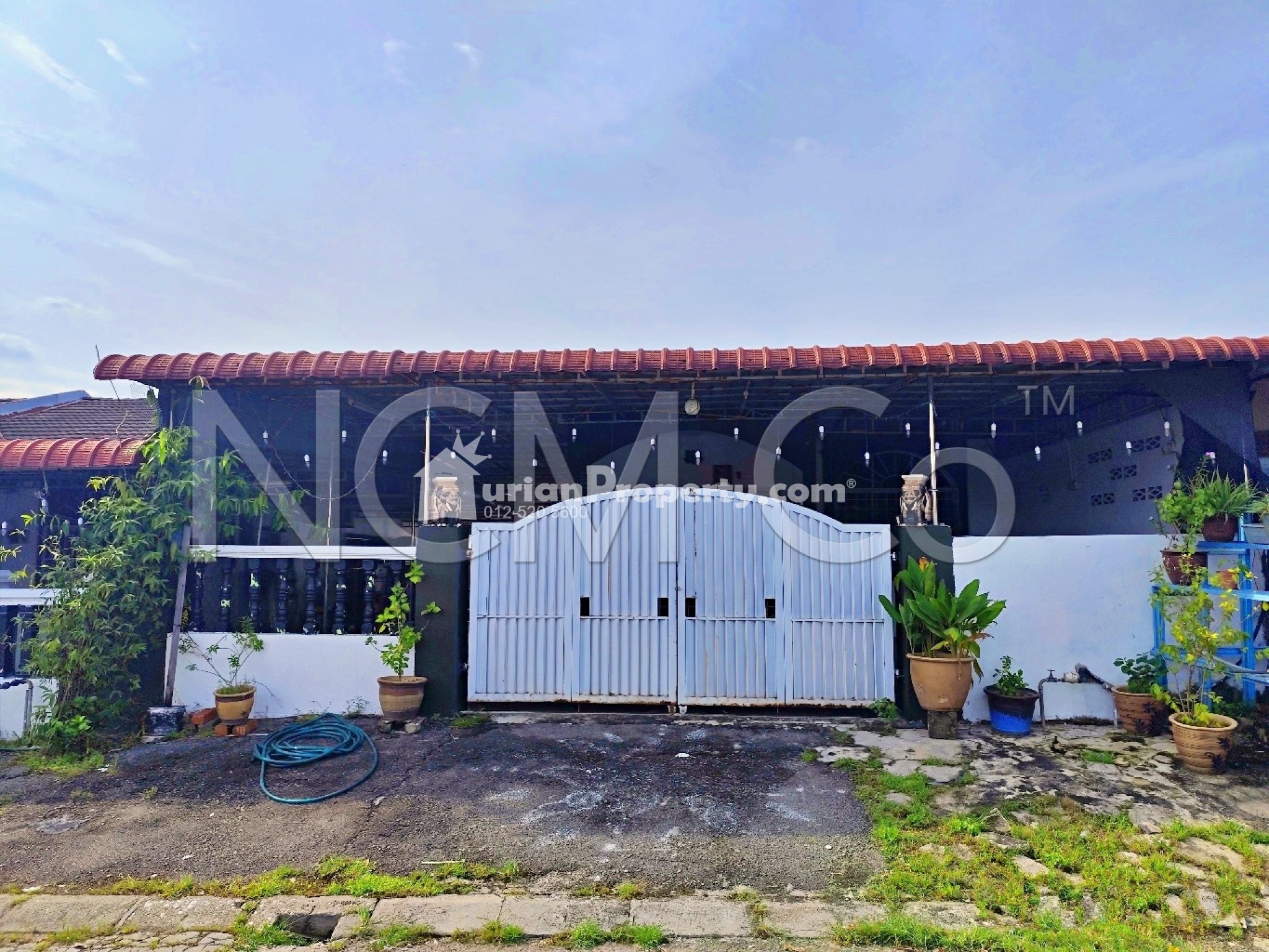 Terrace House For Auction at Medan Klebang Restu