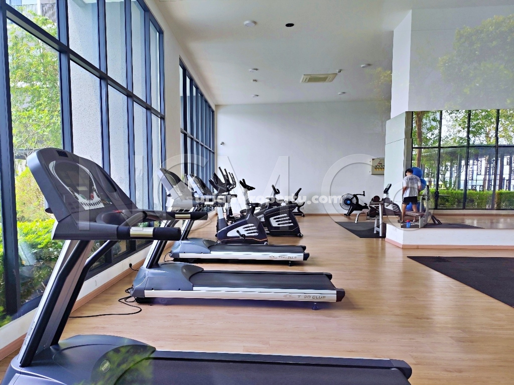 Serviced Residence For Auction at Emporis
