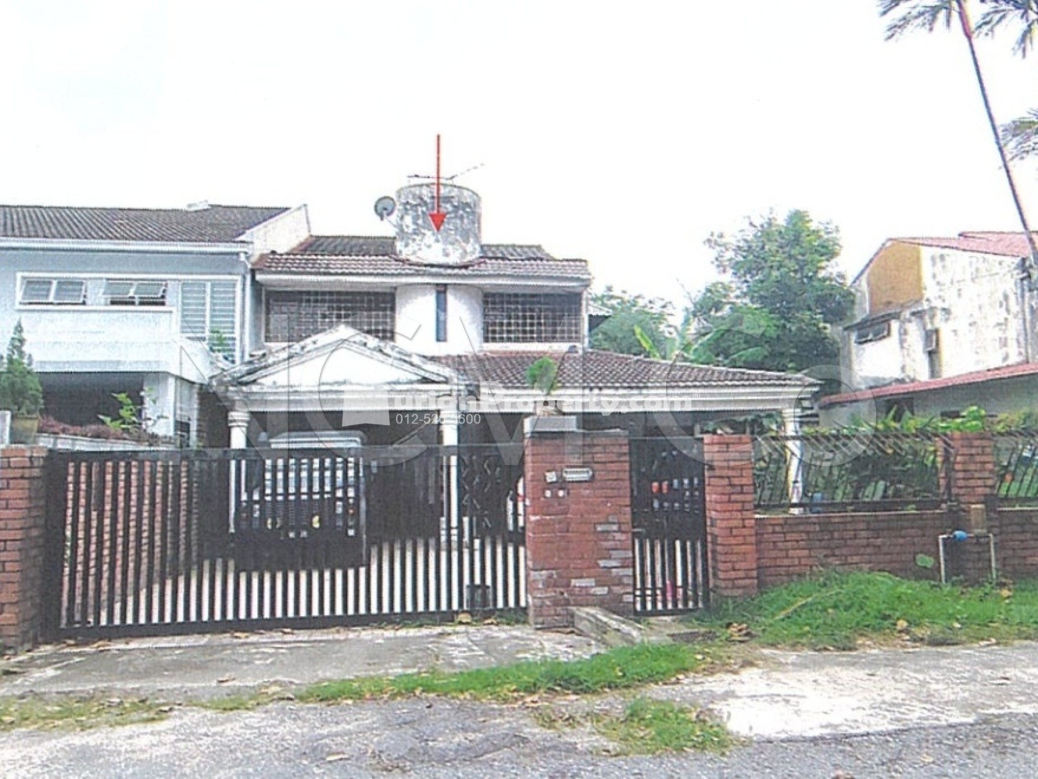Terrace House For Auction at SS14