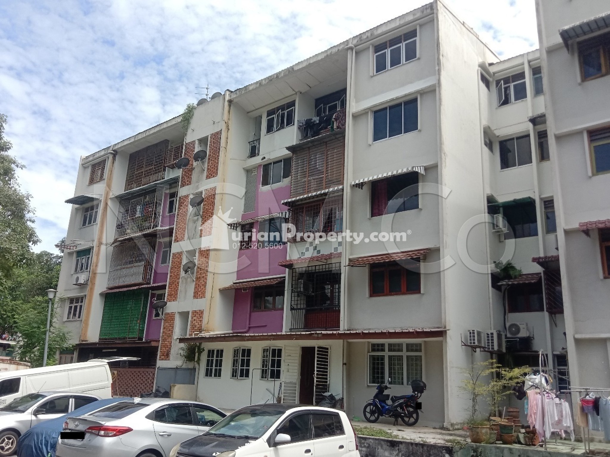 Flat For Auction at Flat Pkns