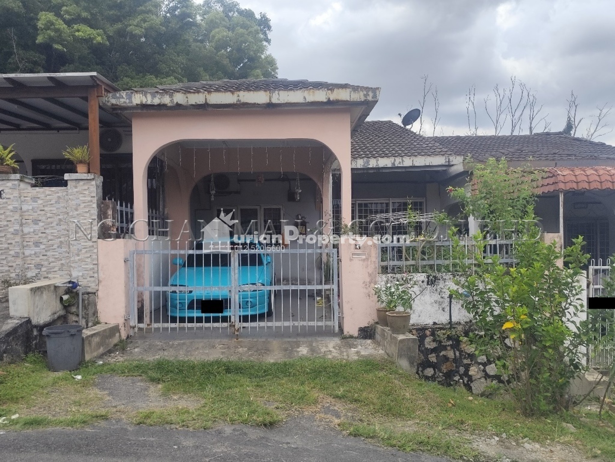 Terrace House For Auction at Taman Bukit Mewah