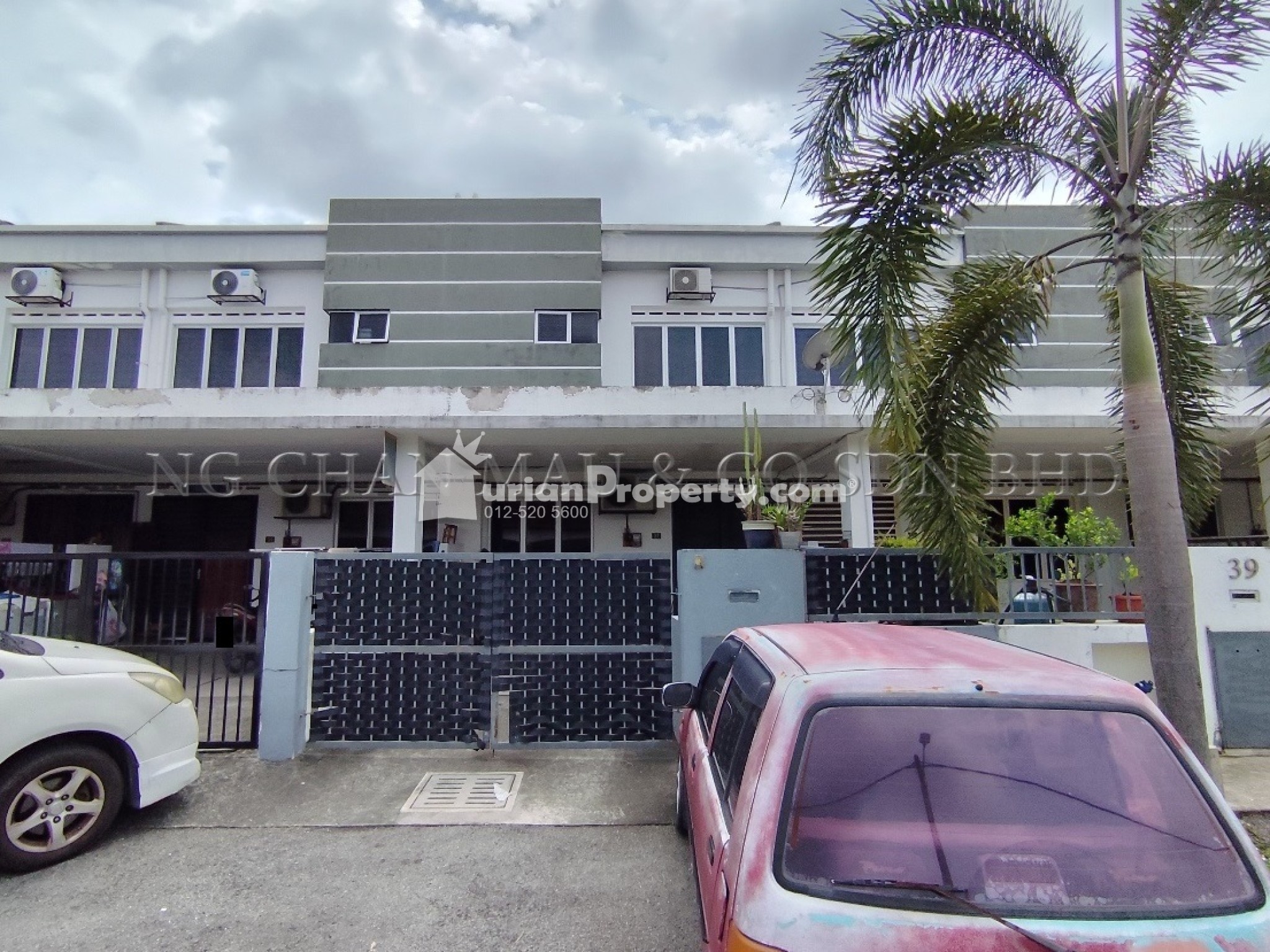 Terrace House For Auction at Telok Panglima Garang