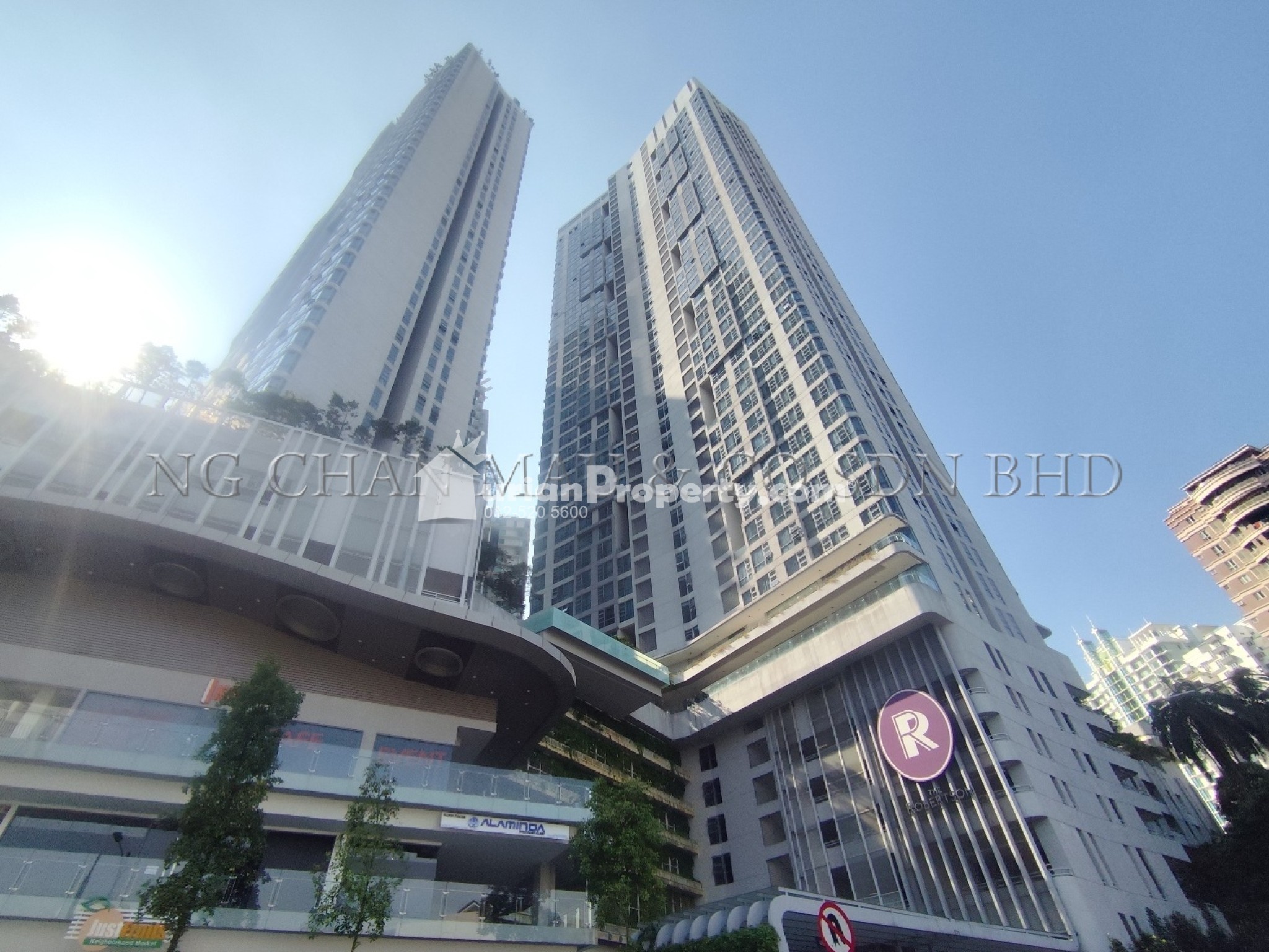 Serviced Residence For Auction at The Robertson